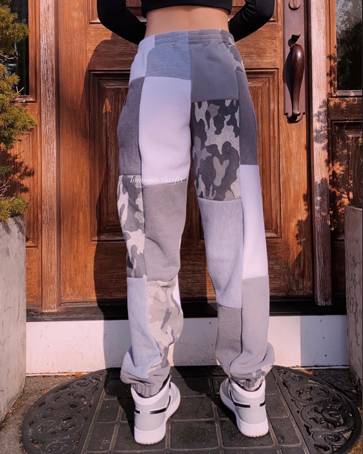 (L/XL) Diamond Camo Reworked Joggers