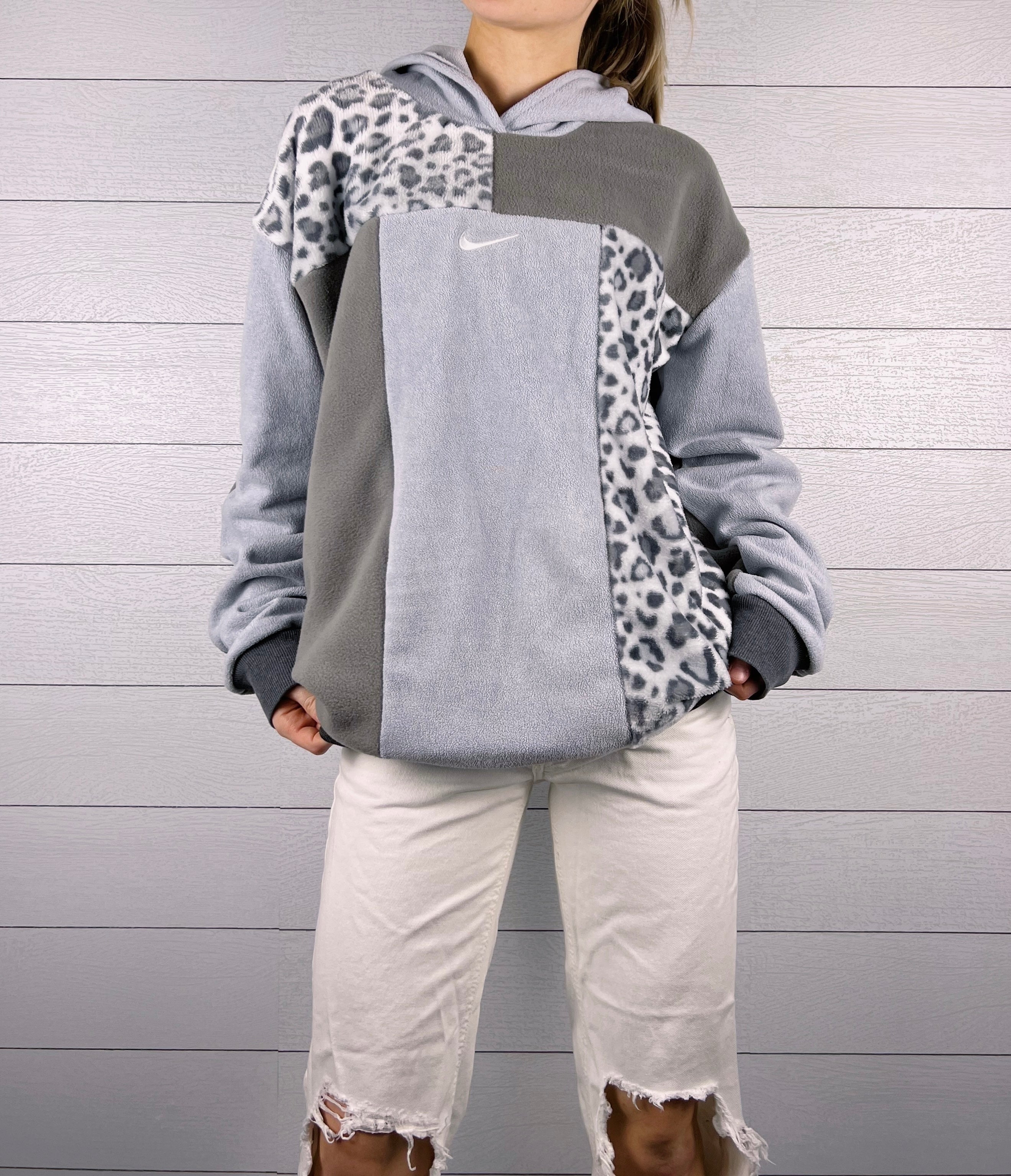 (XL) Snow Leopard 1/1 Hoodie