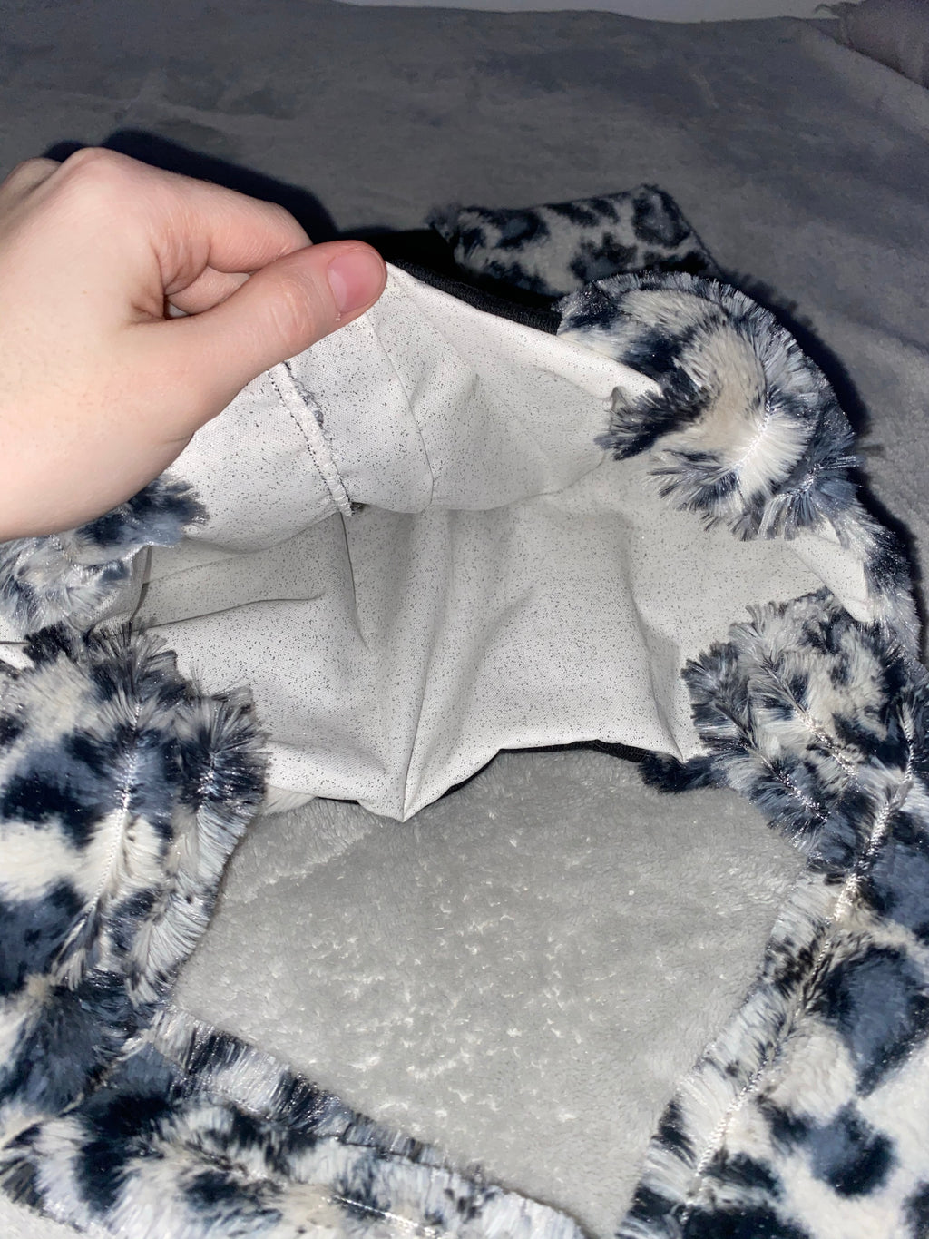 Reworked Fluffy Clutch