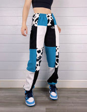 Load image into Gallery viewer, (S/M) Teal Cow 1/1 Joggers
