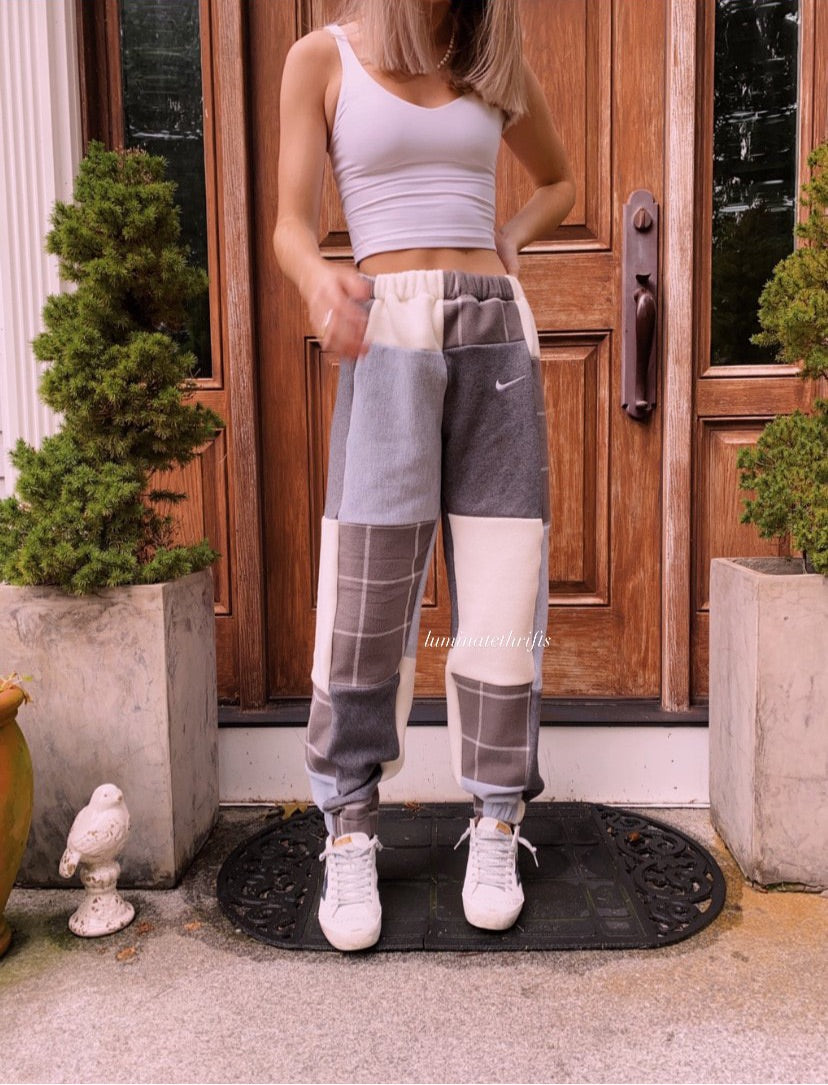 (M-XL) Smokey Flannel Reworked Joggers