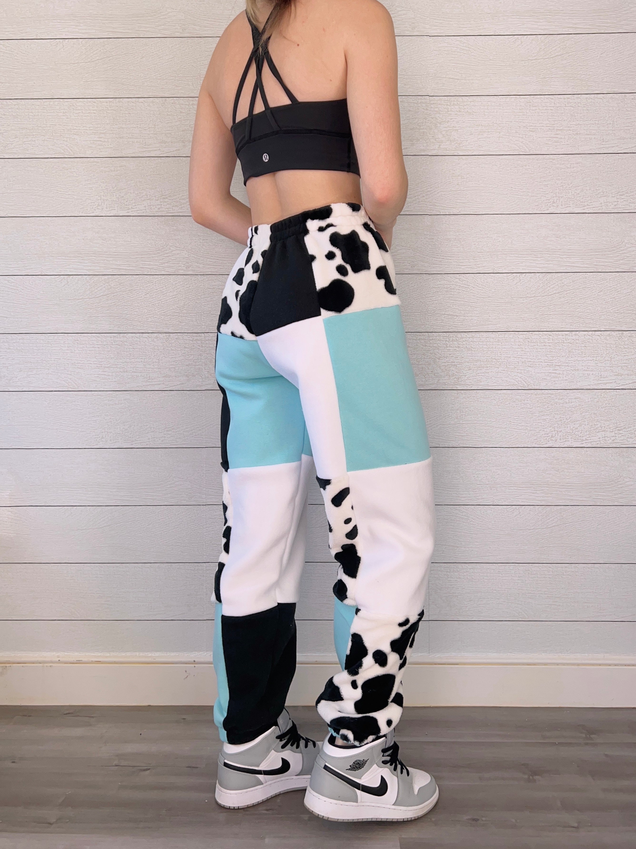 (S/M) Teal Cow 1/1 Joggers