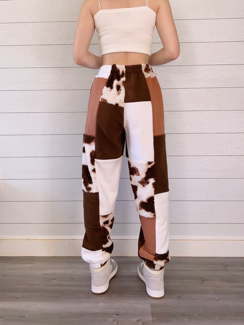 (S/M) Rustic Cow 1/1 Joggers +pockets