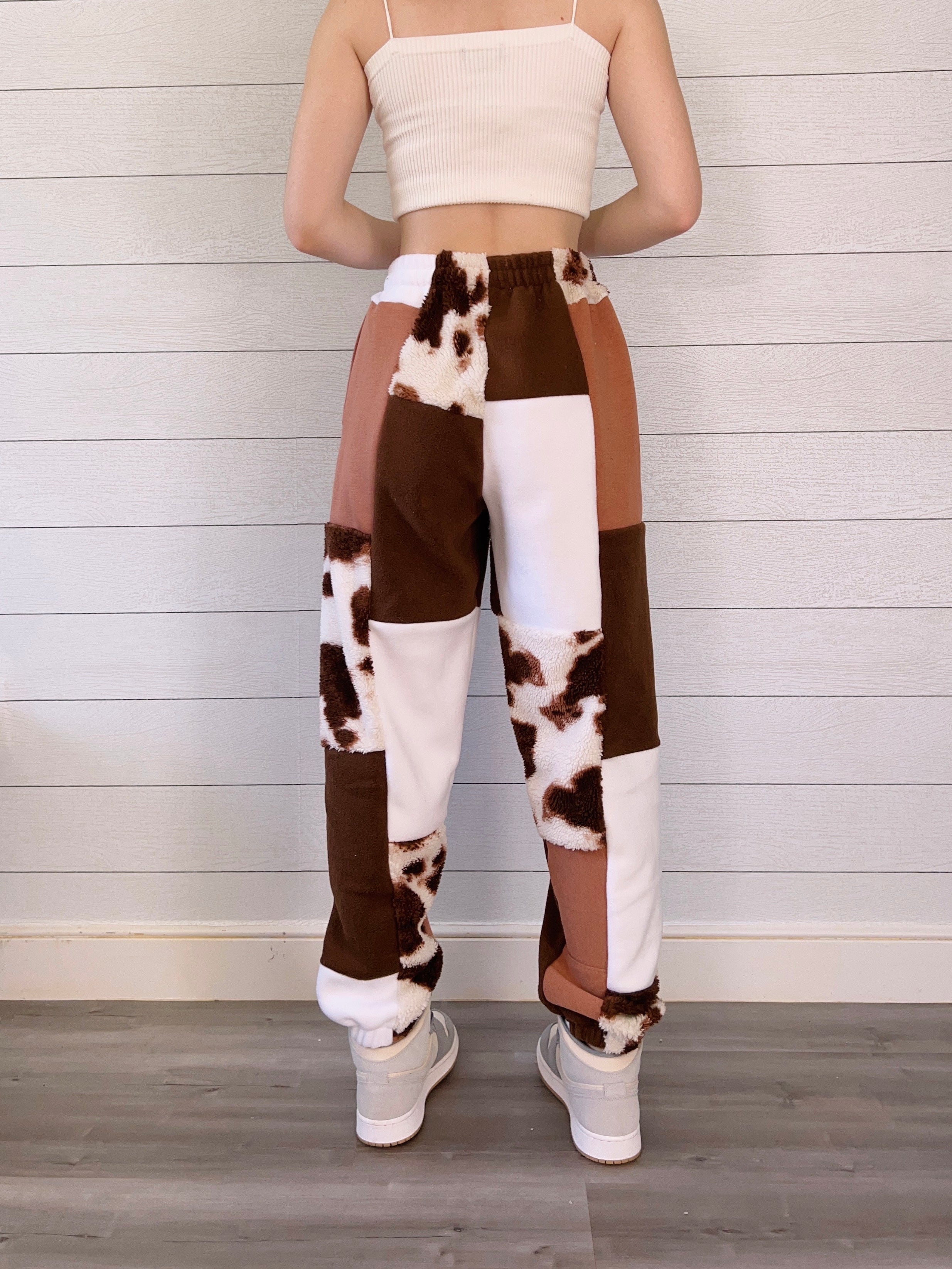 (S/M) Rustic Cow 1/1 Joggers +pockets