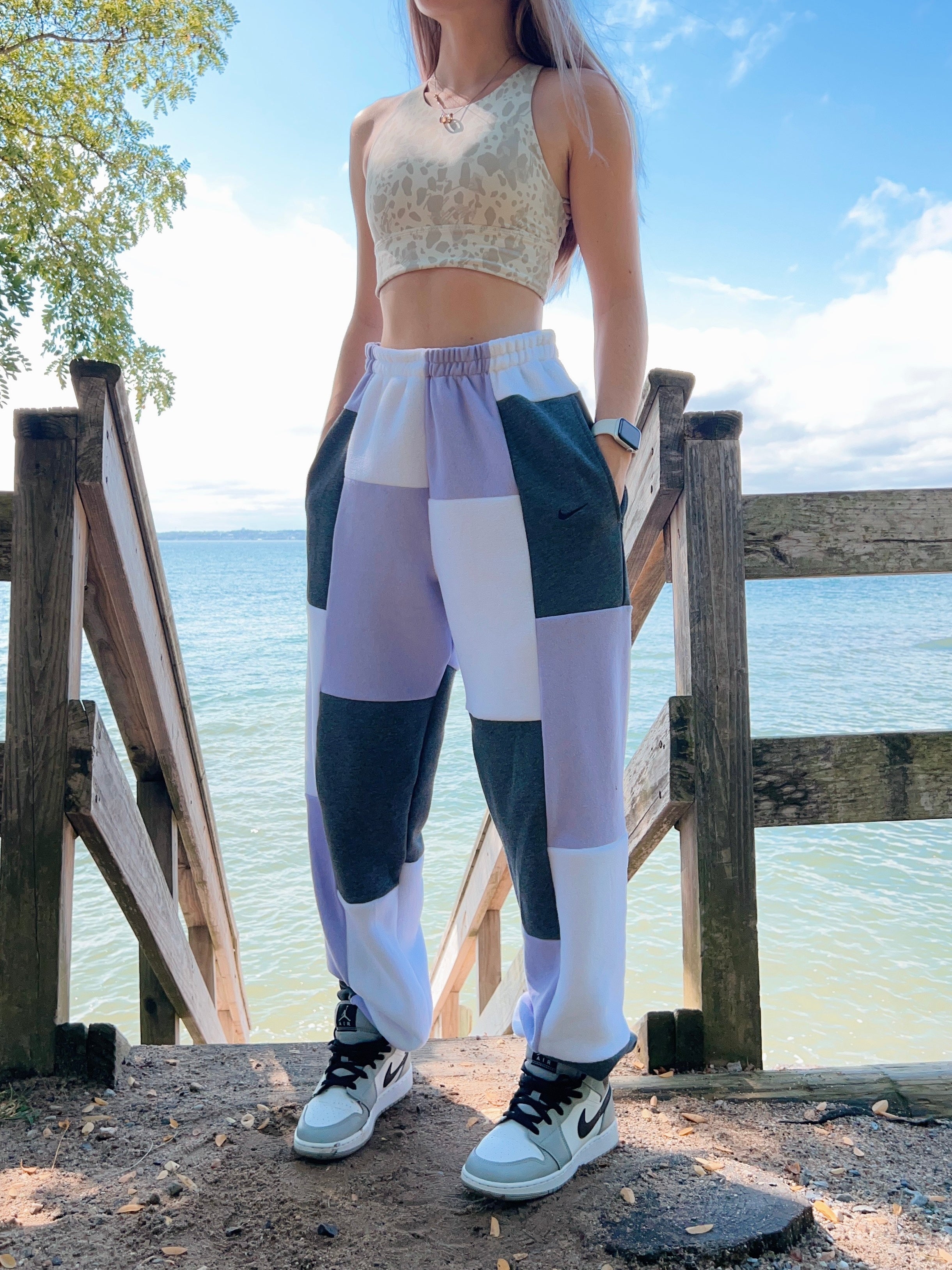(M/L) Purple Cloud 1/1 Joggers with pockets