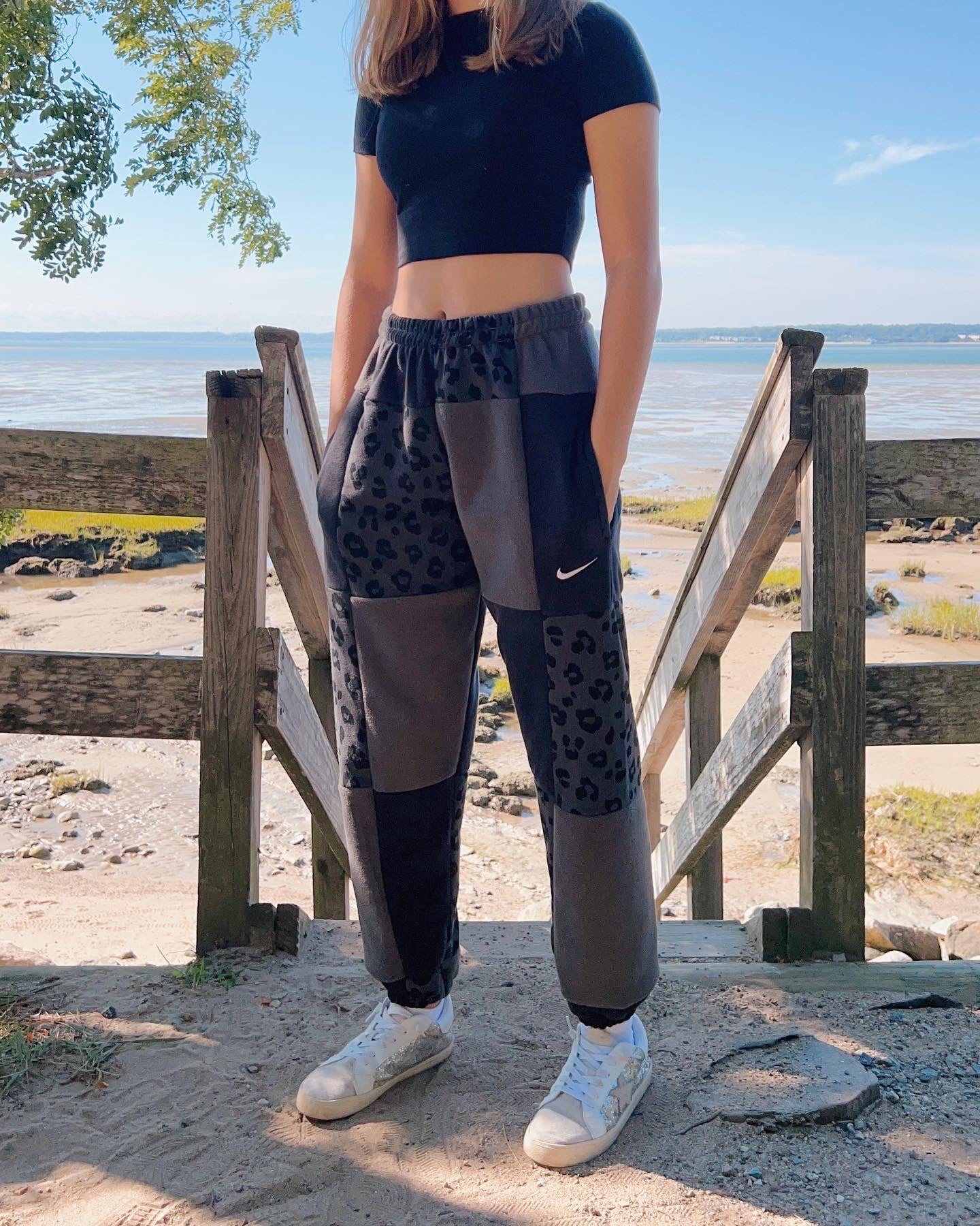 (S/M) Diamond Leopard 1/1 Joggers *with pockets*