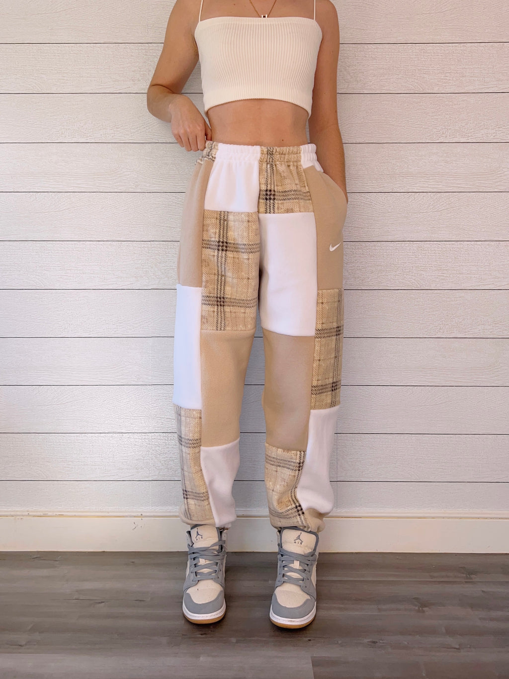 (S/M) Neutral Flannel 1/1 Joggers