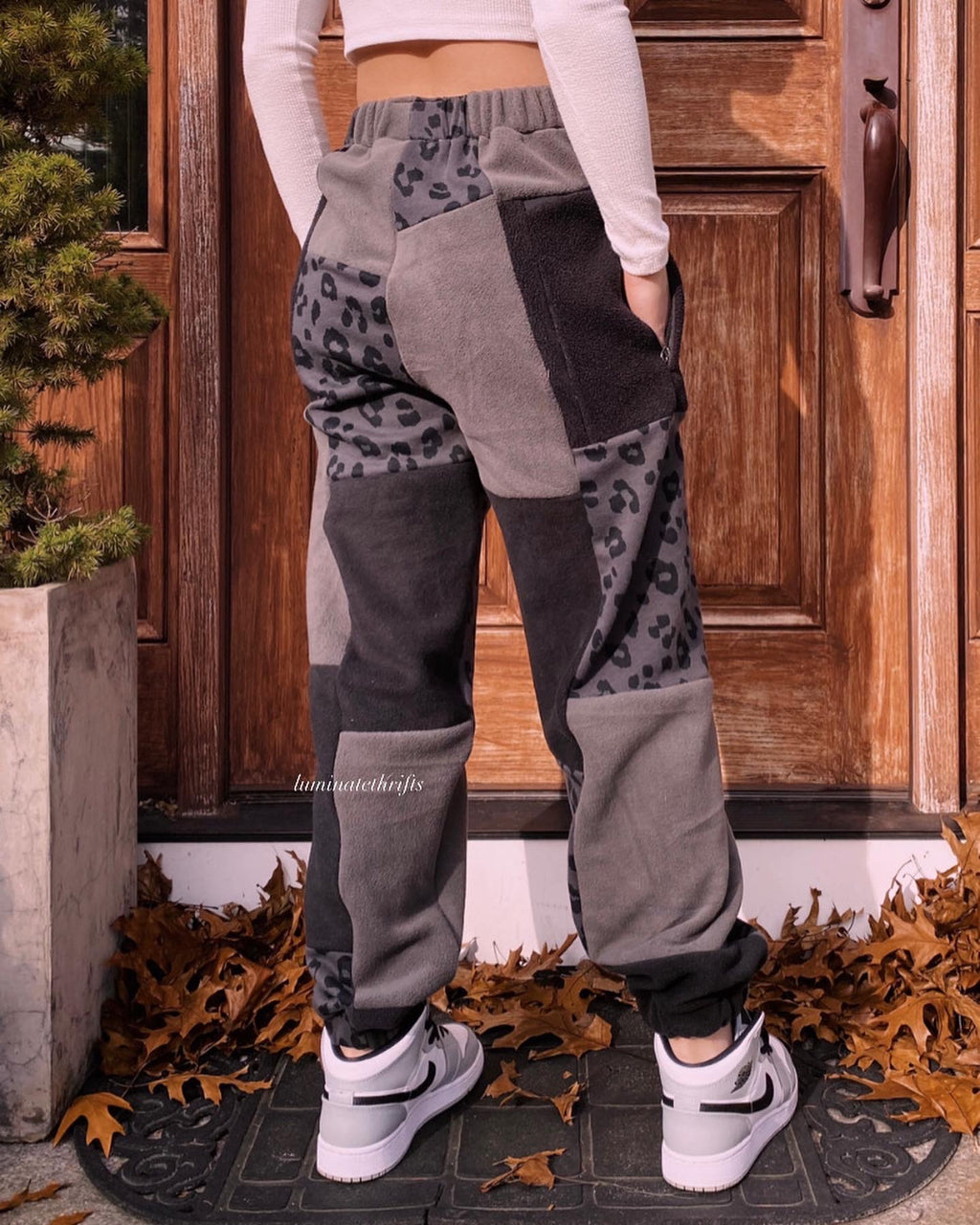 (XS-M) Diamond Leopard Reworked Joggers *+Zipper Pockets*