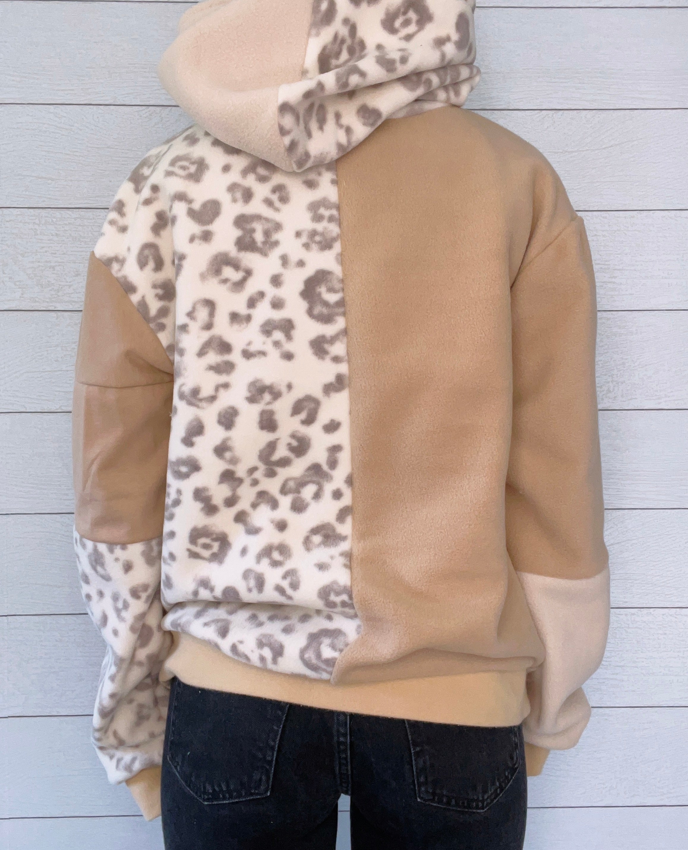 (L/XL) Neutral Leopard 1/1 Hoodie