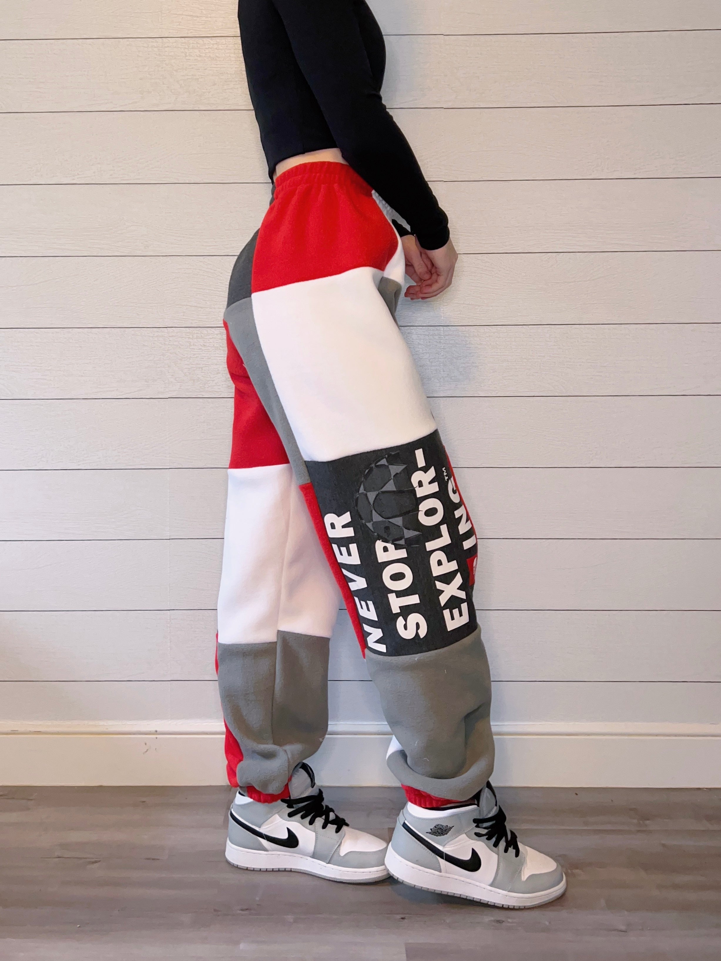 (S/M) Explorer 1/1 Joggers