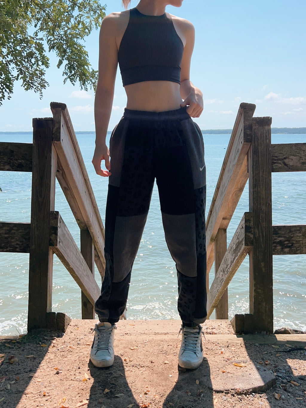 (S/M) Diamond Leopard 1/1 Joggers with pockets