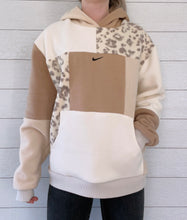 Load image into Gallery viewer, (M/L) Neutral Leopard 1/1 Hoodie
