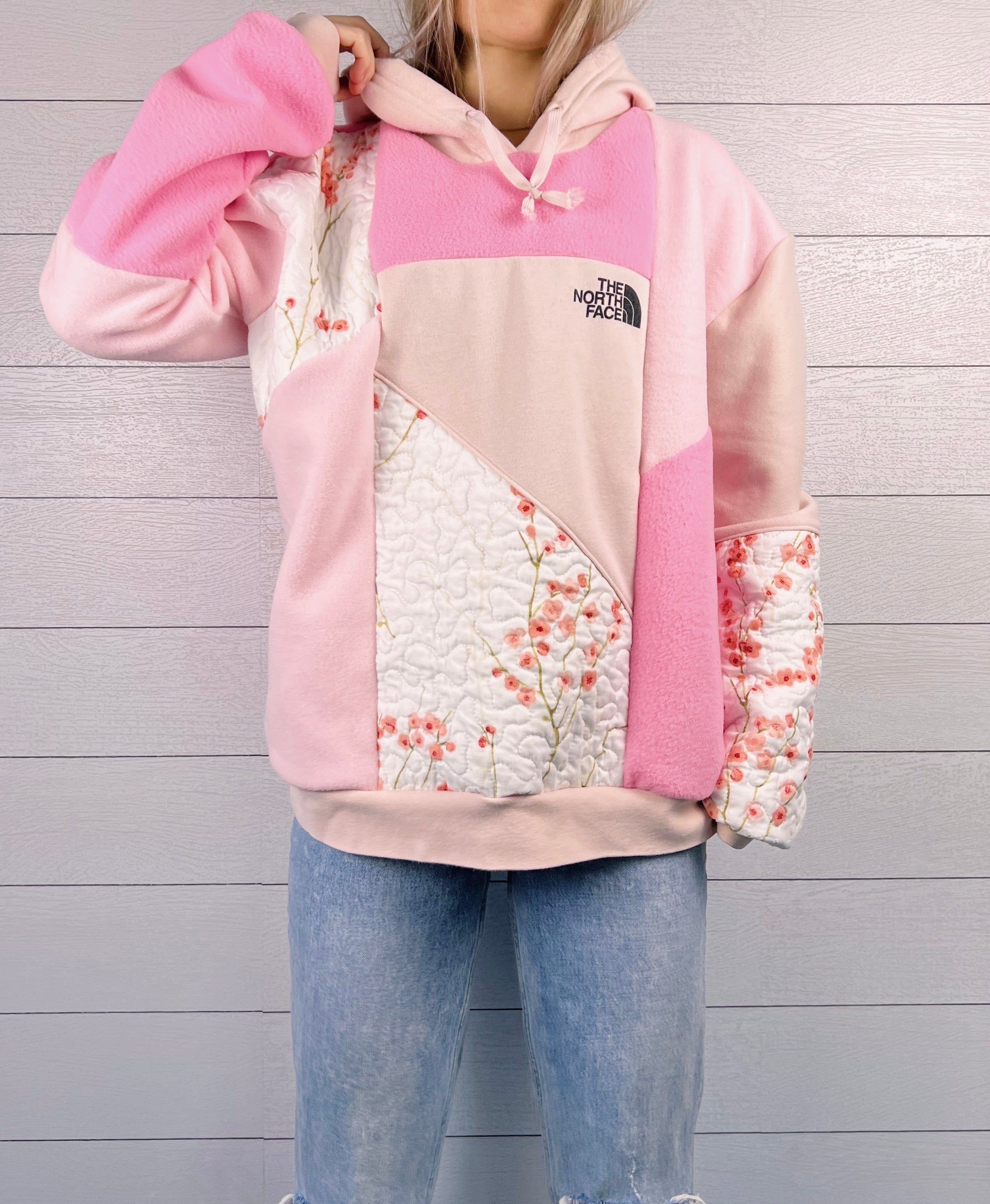 (L) Floral Quilt 1/1 Hoodie