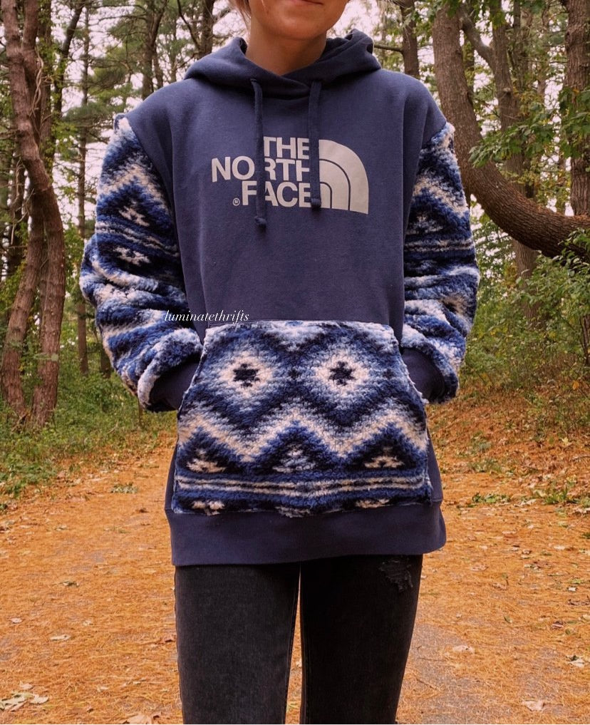 (L/XL) Aztec Sherpa Reworked Hoodie