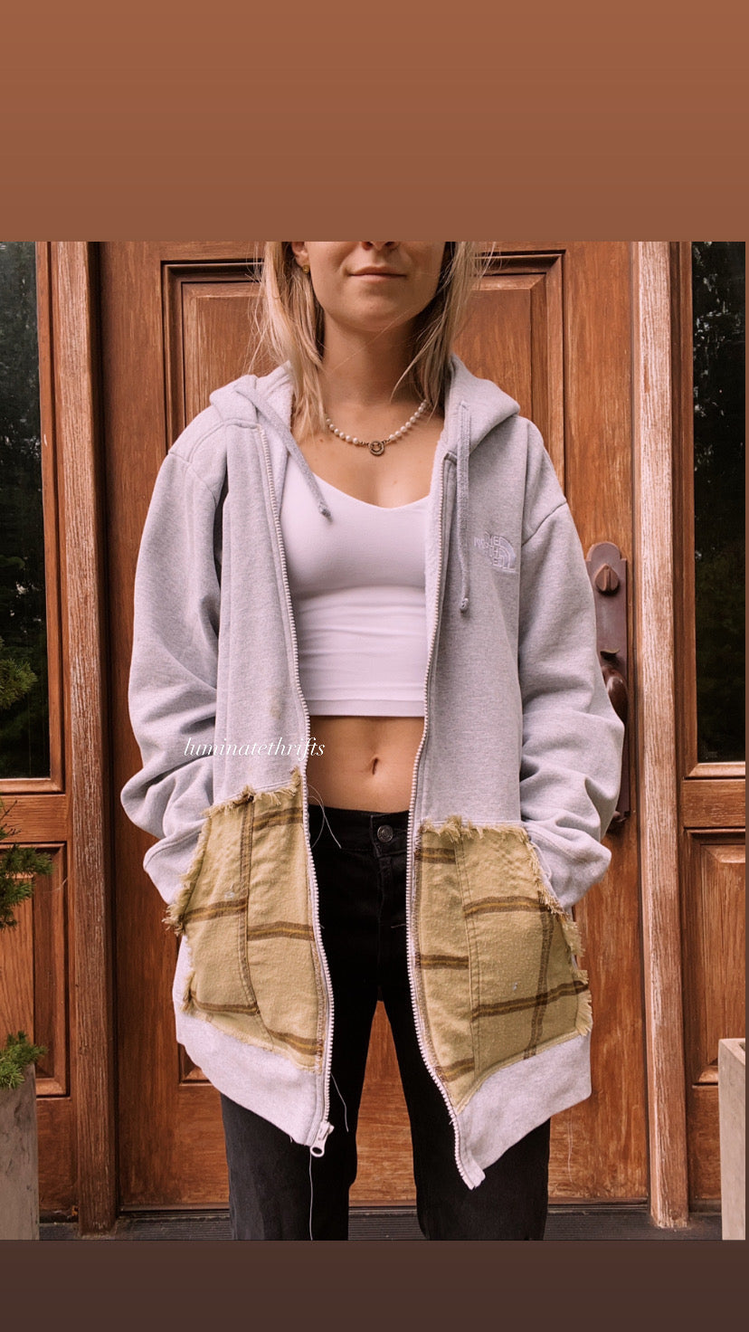 (XL/XXL) Reworked Explorer Hoodie