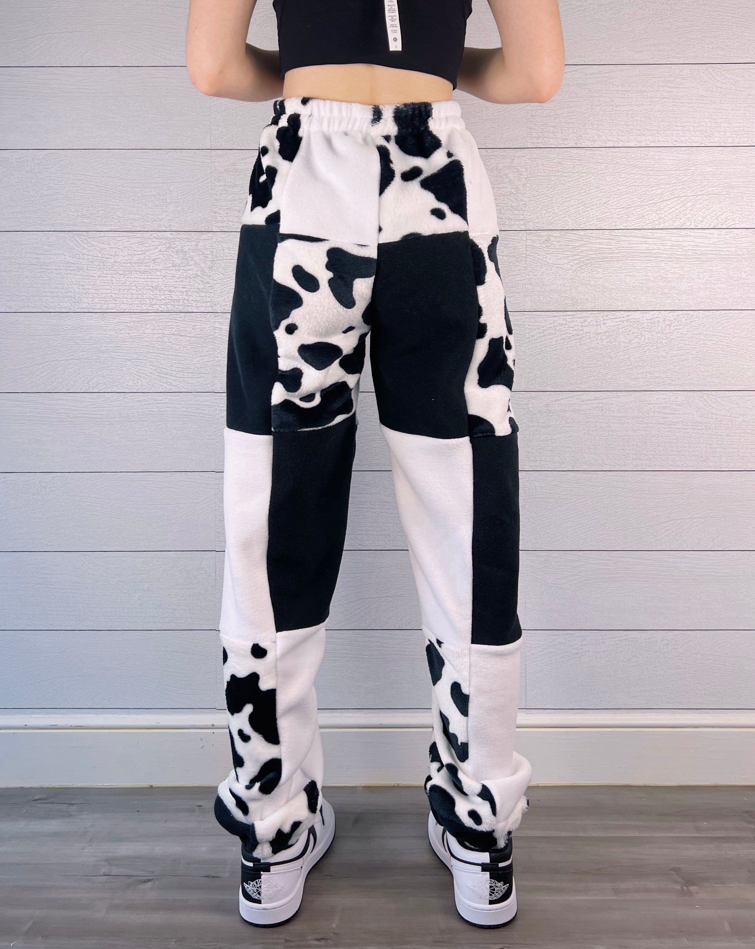 (S/M) Diamond Cow 1/1 Joggers