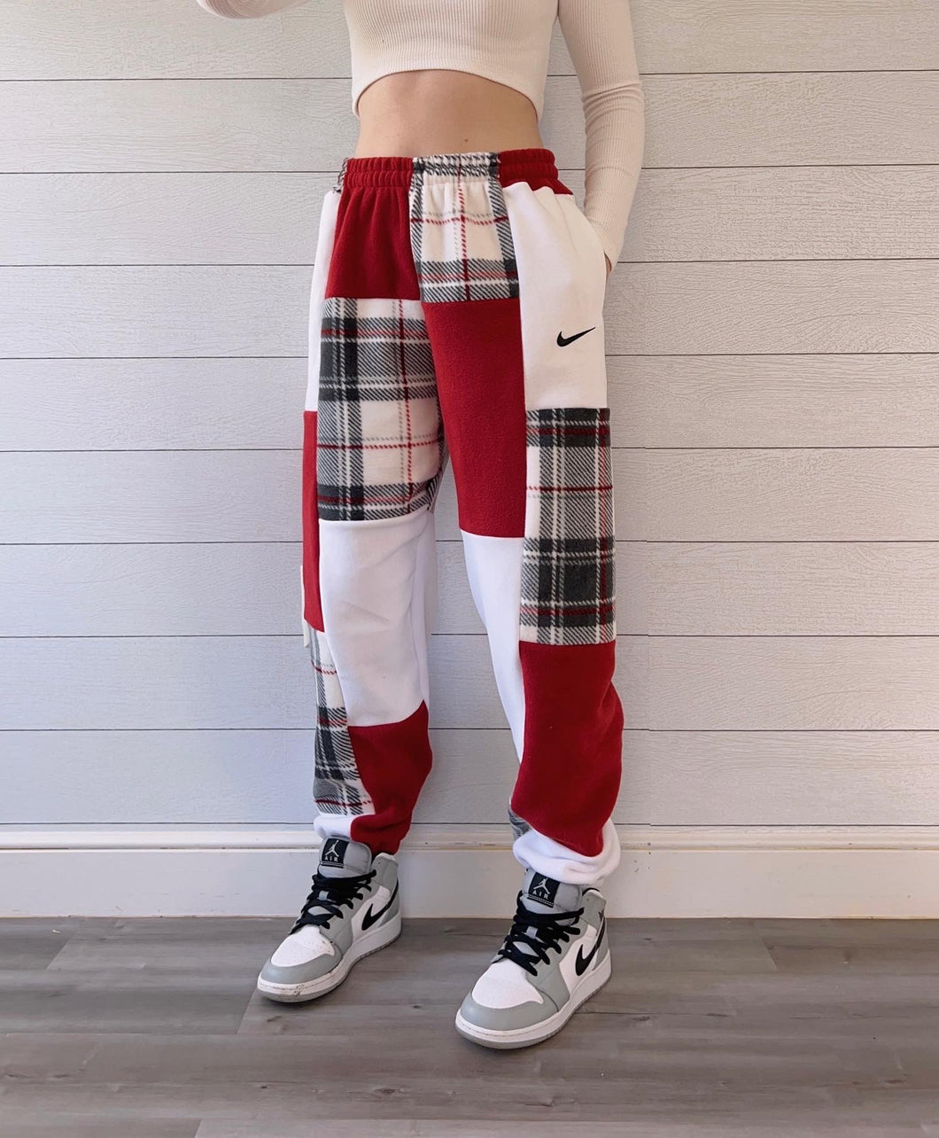 (S/M) Sleigh Ride 1/1 Joggers +pockets