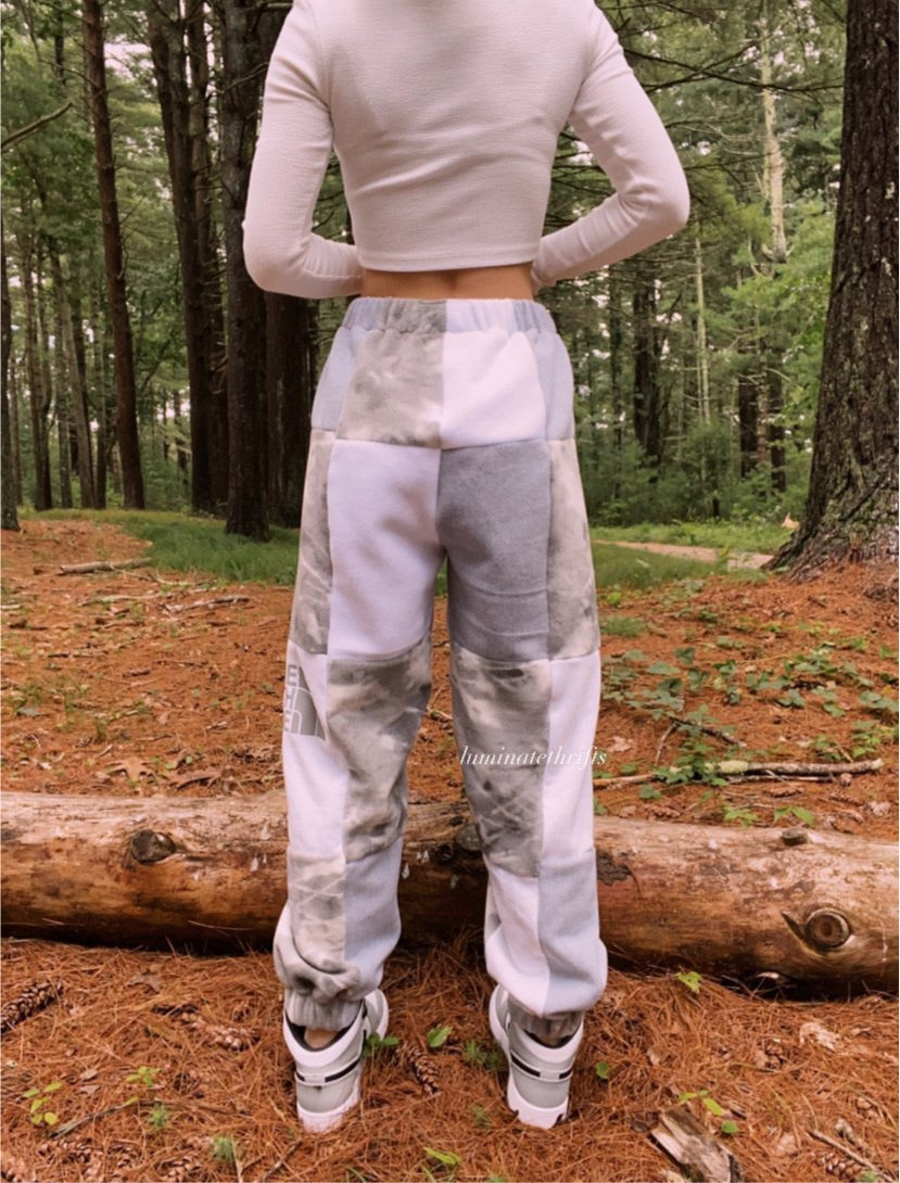 (XS-M) Light Diamond Starburst Reworked Joggers