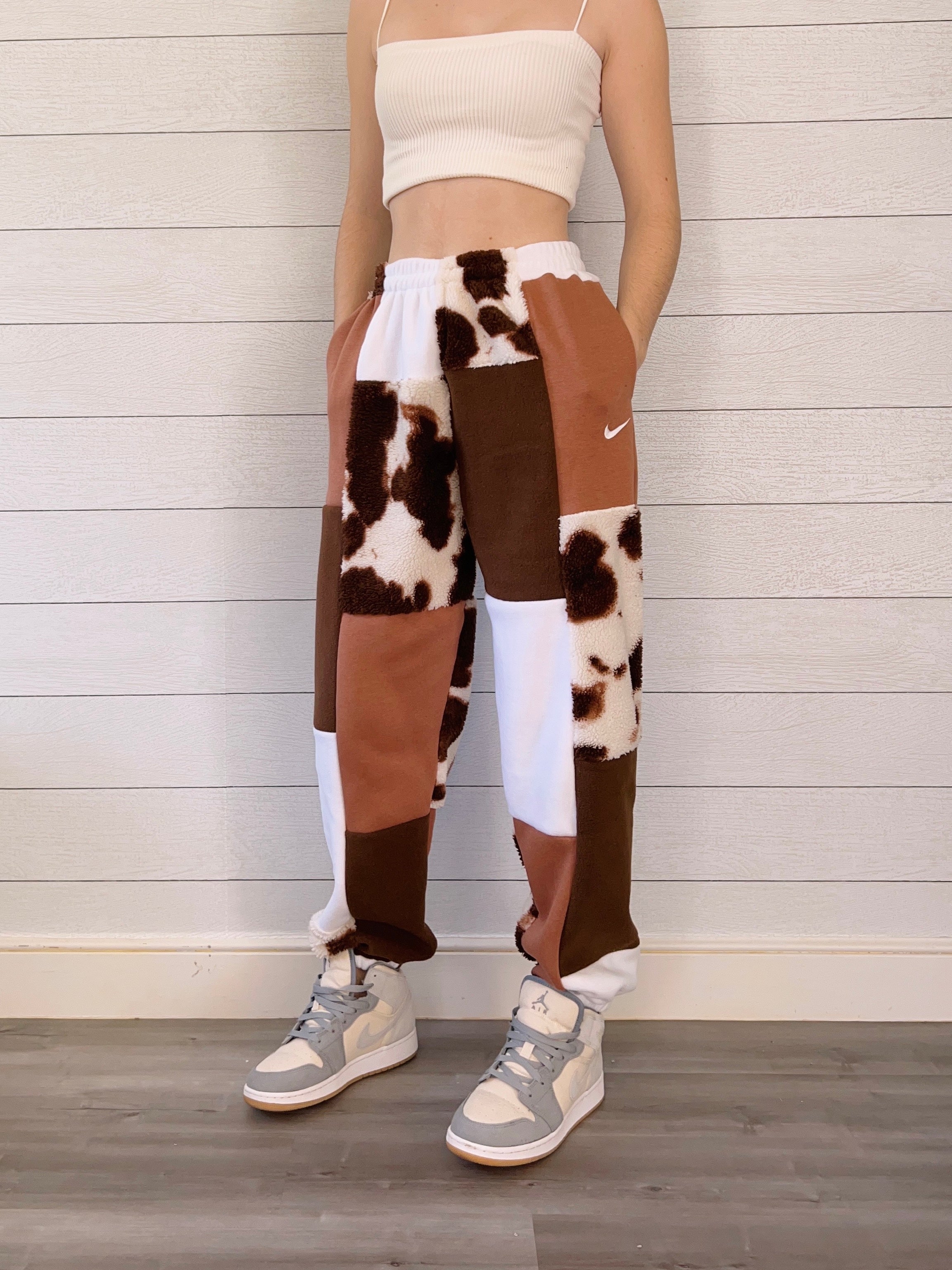 (S/M) Rustic Cow 1/1 Joggers +pockets