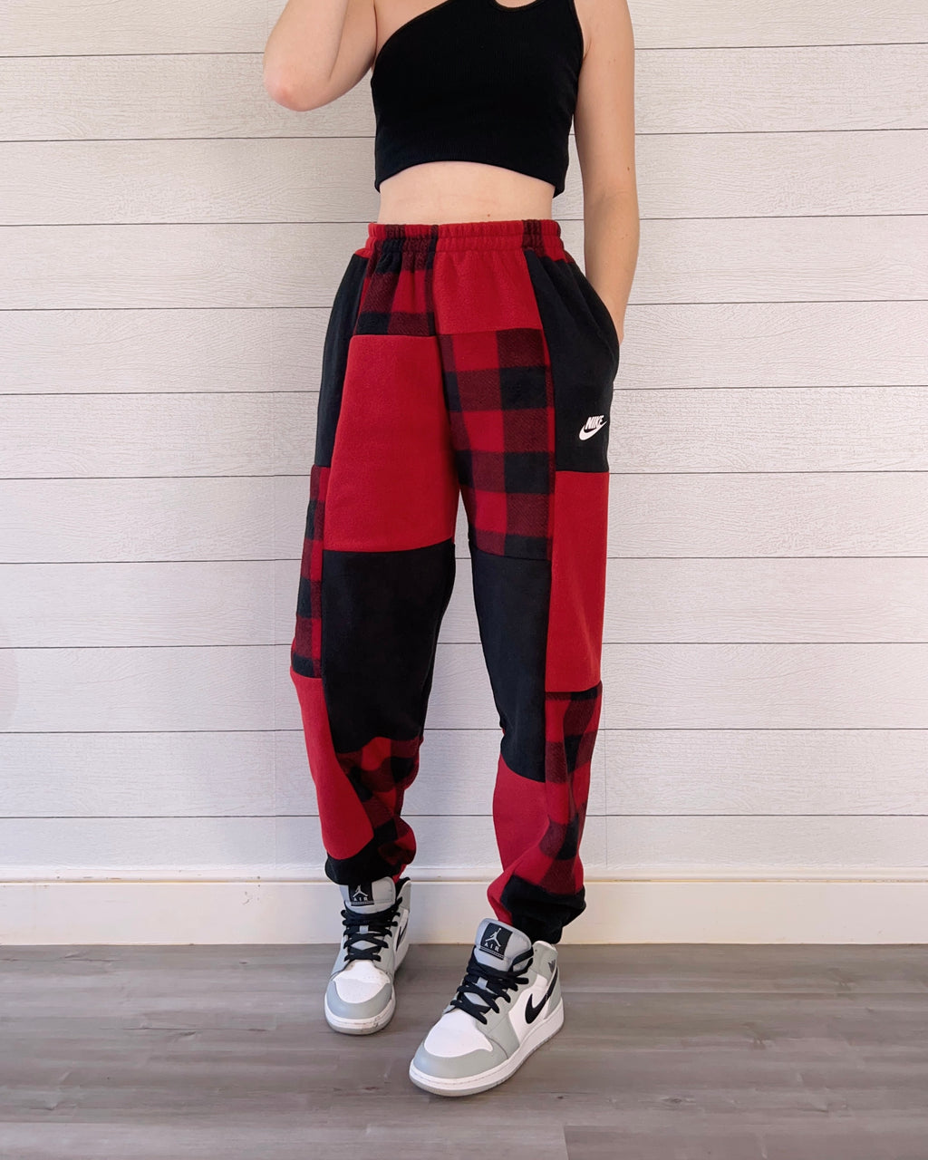 (S/M) Holly Jolly 1/1 Joggers +pockets