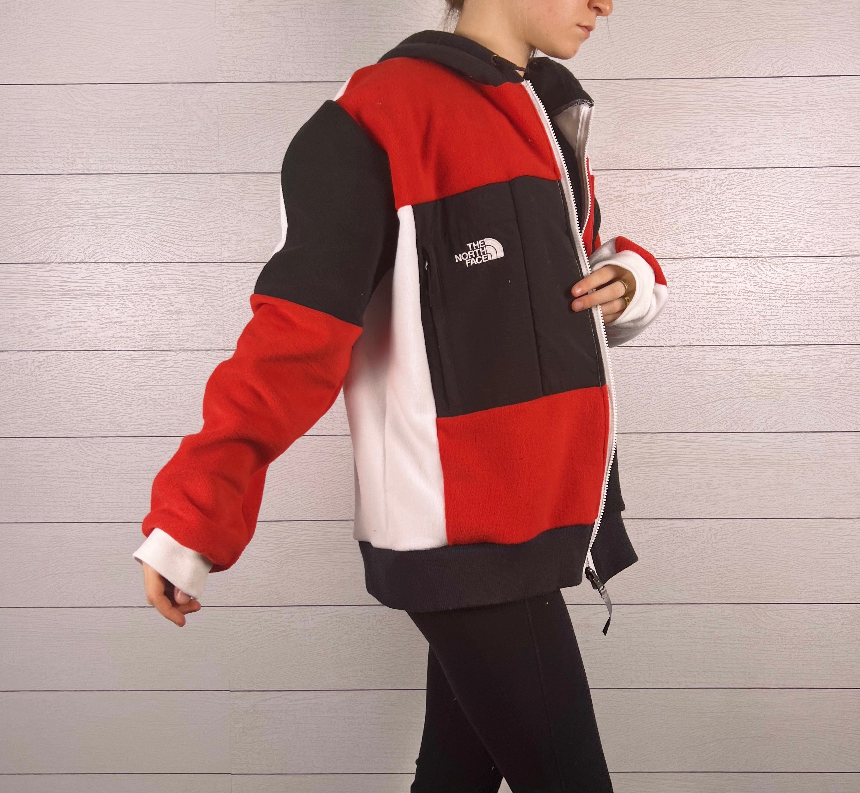(L/XL) Explorer 1/1 Zip Up Hoodie