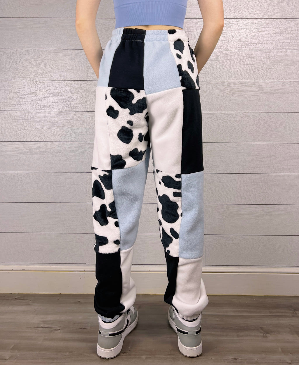 (S/M) Baby Blue Cow 1/1 Joggers