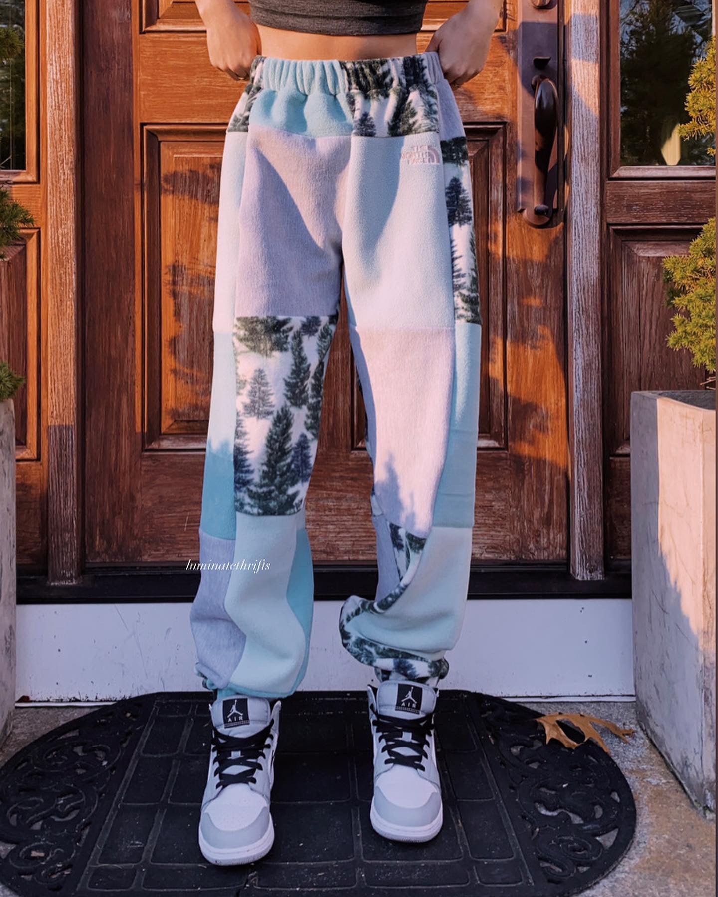 (M/L) Al-Pine Reworked Joggers