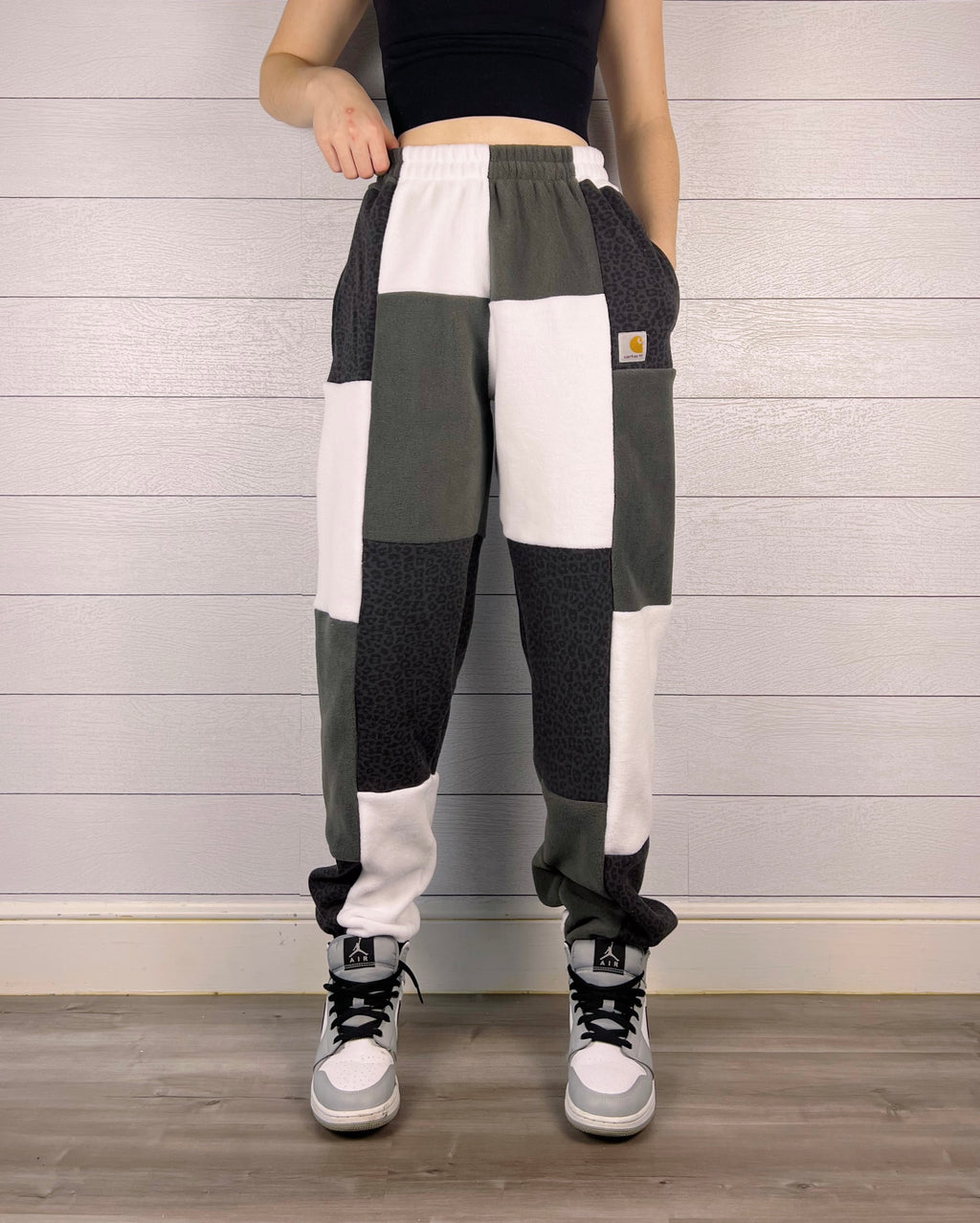 (S/M) Diamond Leopard 1/1 Joggers