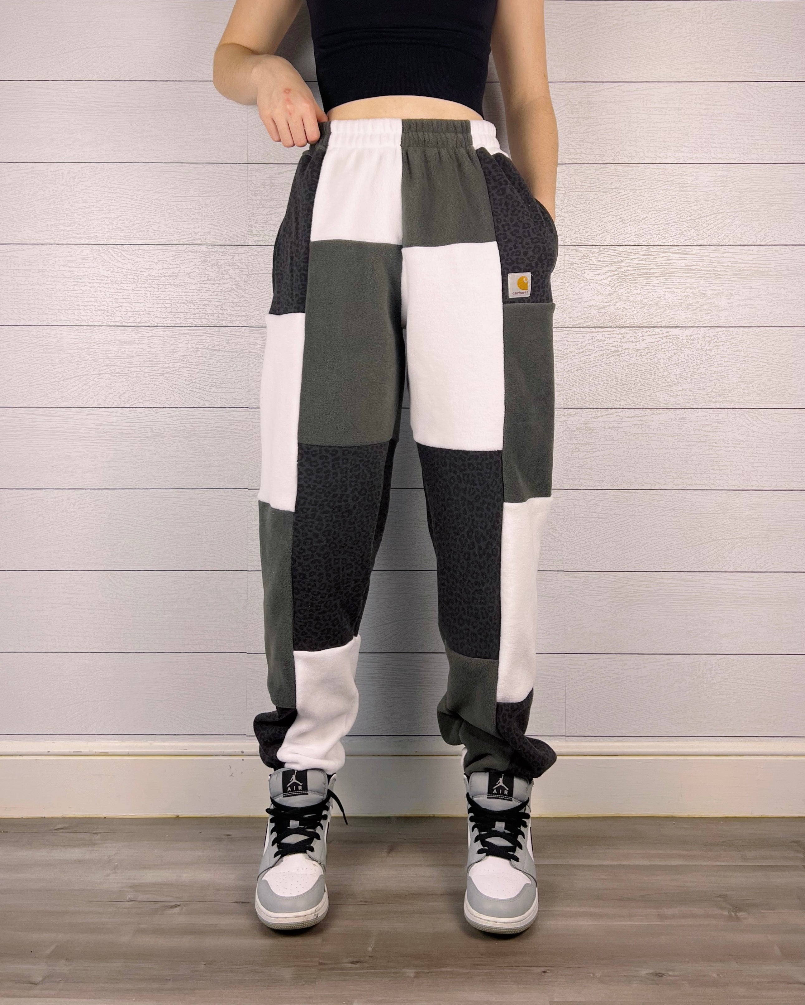 (S/M) Diamond Leopard 1/1 Joggers