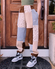 Load image into Gallery viewer, (M/L) Rustic Leopard Reworked Joggers
