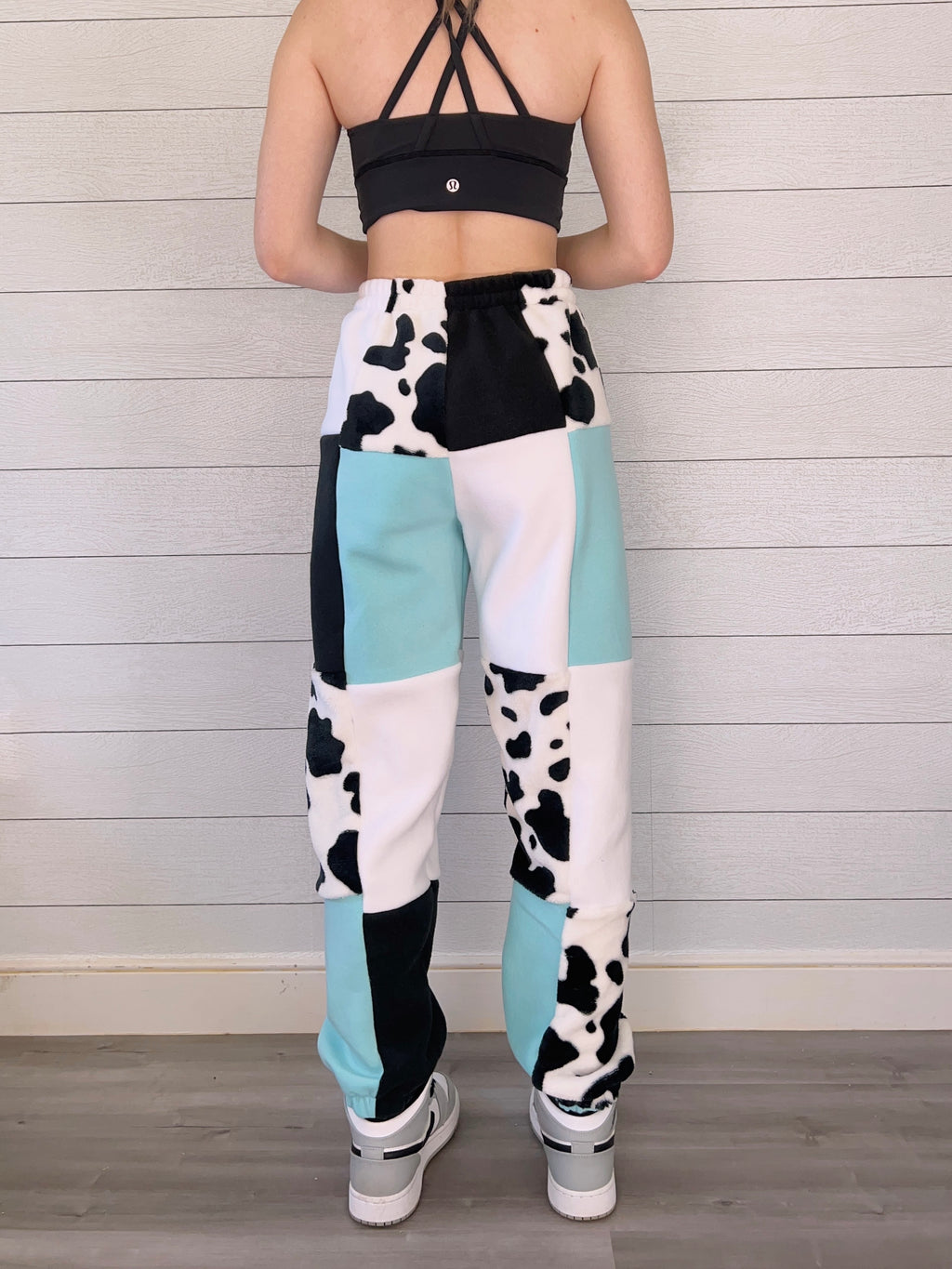 (S/M) Teal Cow 1/1 Joggers