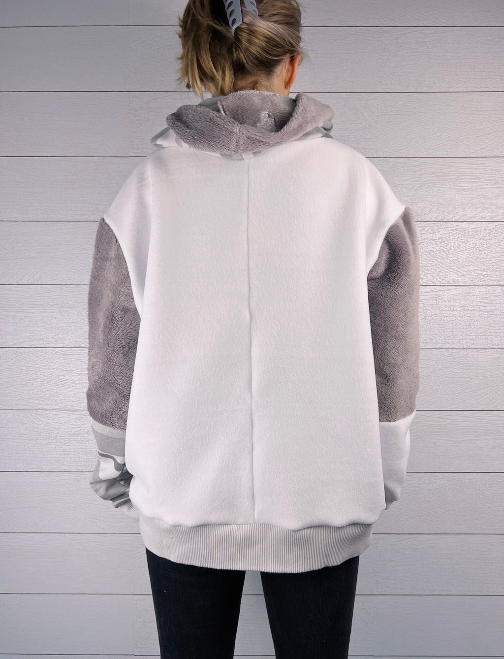 (L) Arctic Camo 1/1 Hoodie