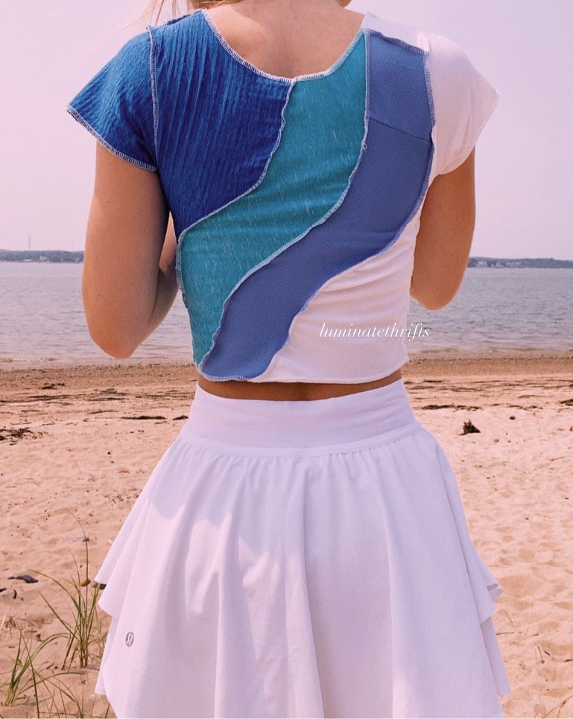 (XS/S) Ocean Waves Reworked Open Hem Too
