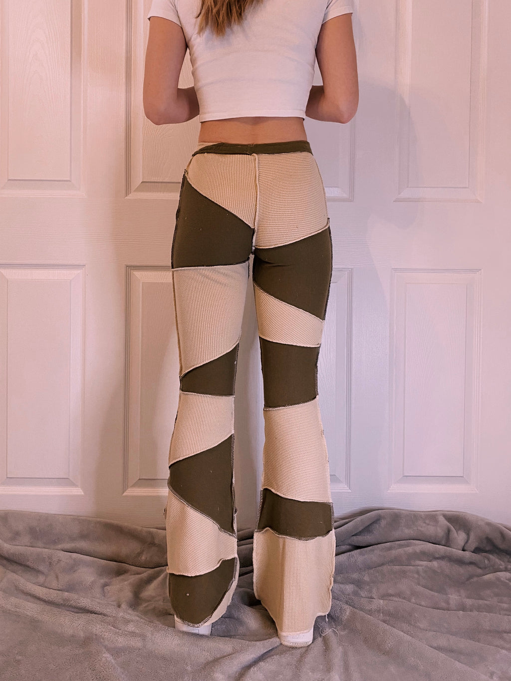 (XS/S) Brown Knit Flares