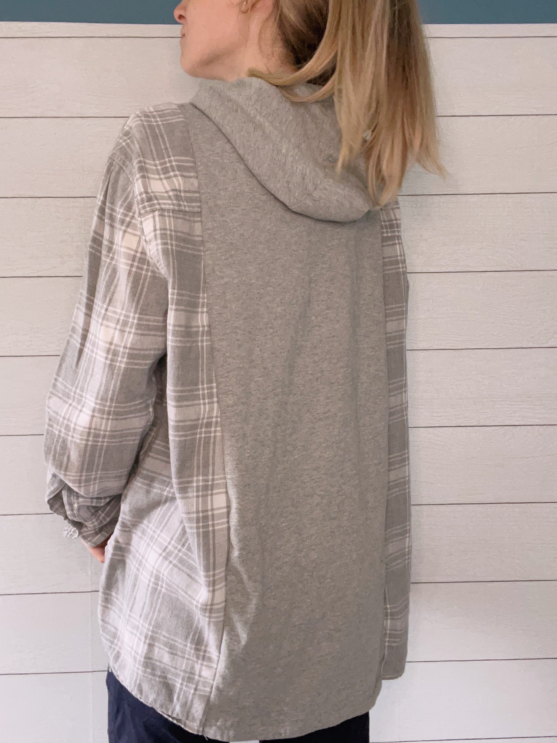 (L/XL) Ash Flannel 1/1 Top