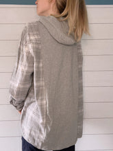 Load image into Gallery viewer, (L/XL) Ash Flannel 1/1 Top
