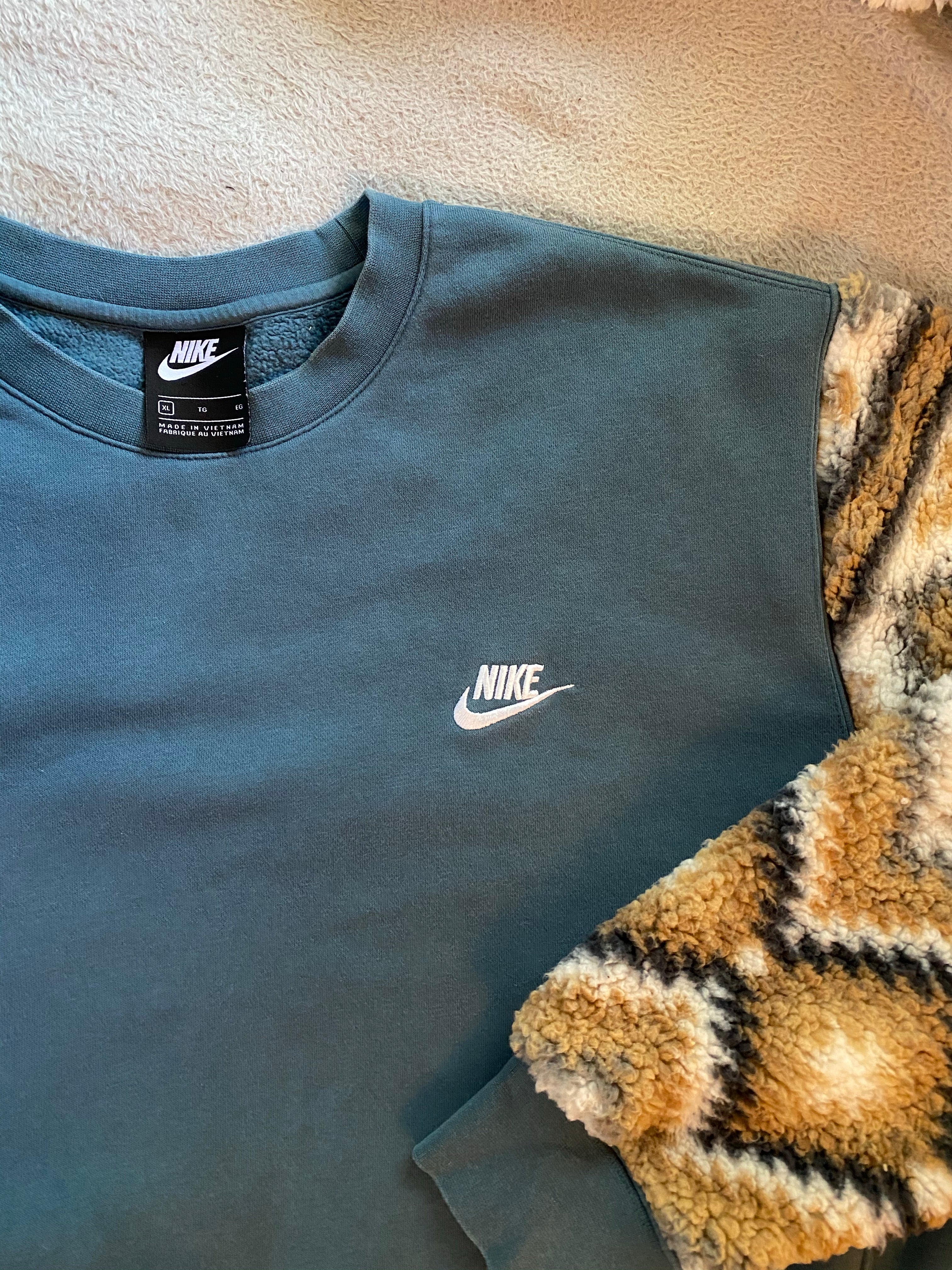 (XL) Aztec Sherpa Reworked Crewneck