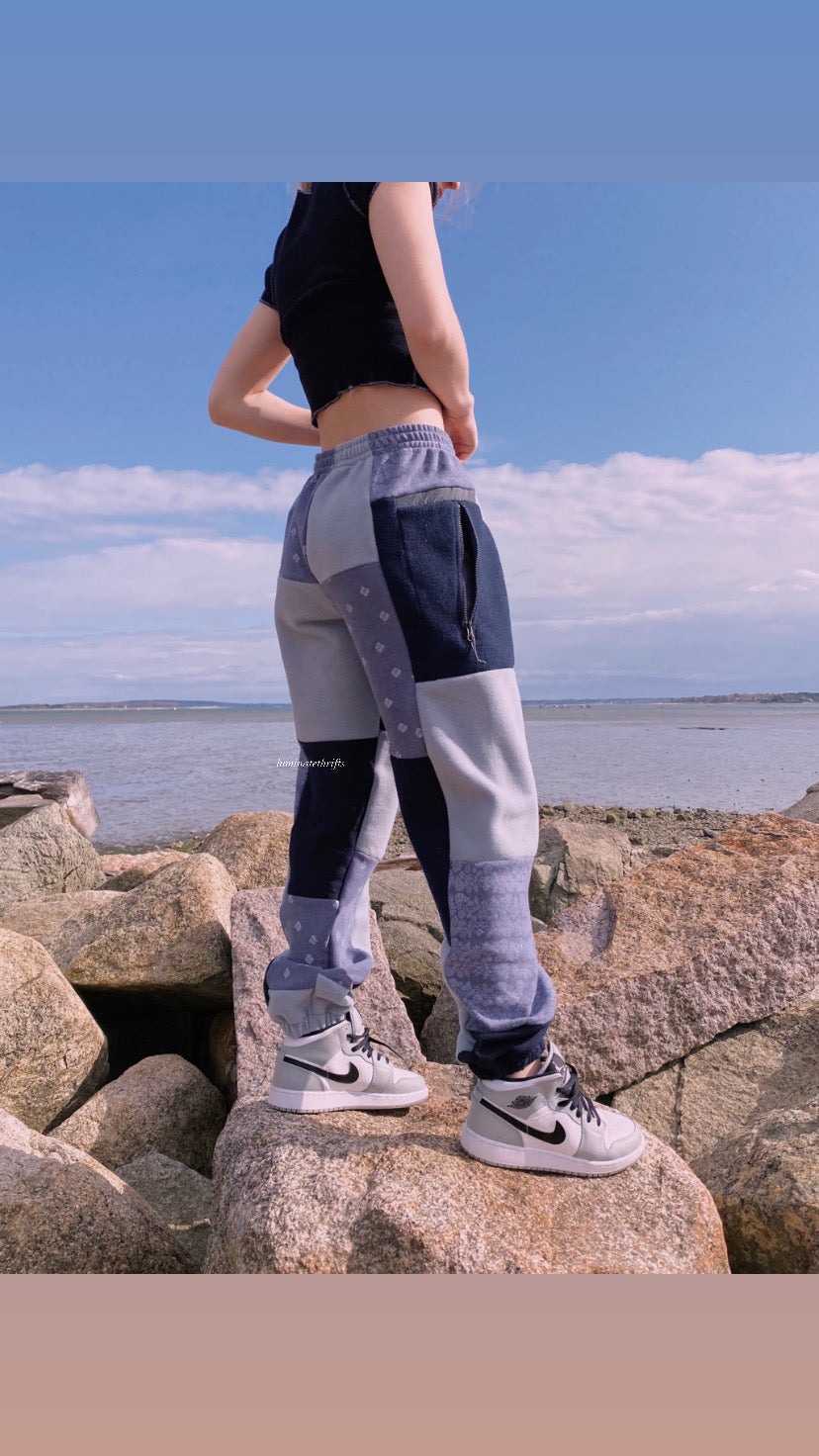 (M/L) Antique Bandana Reworked Joggers