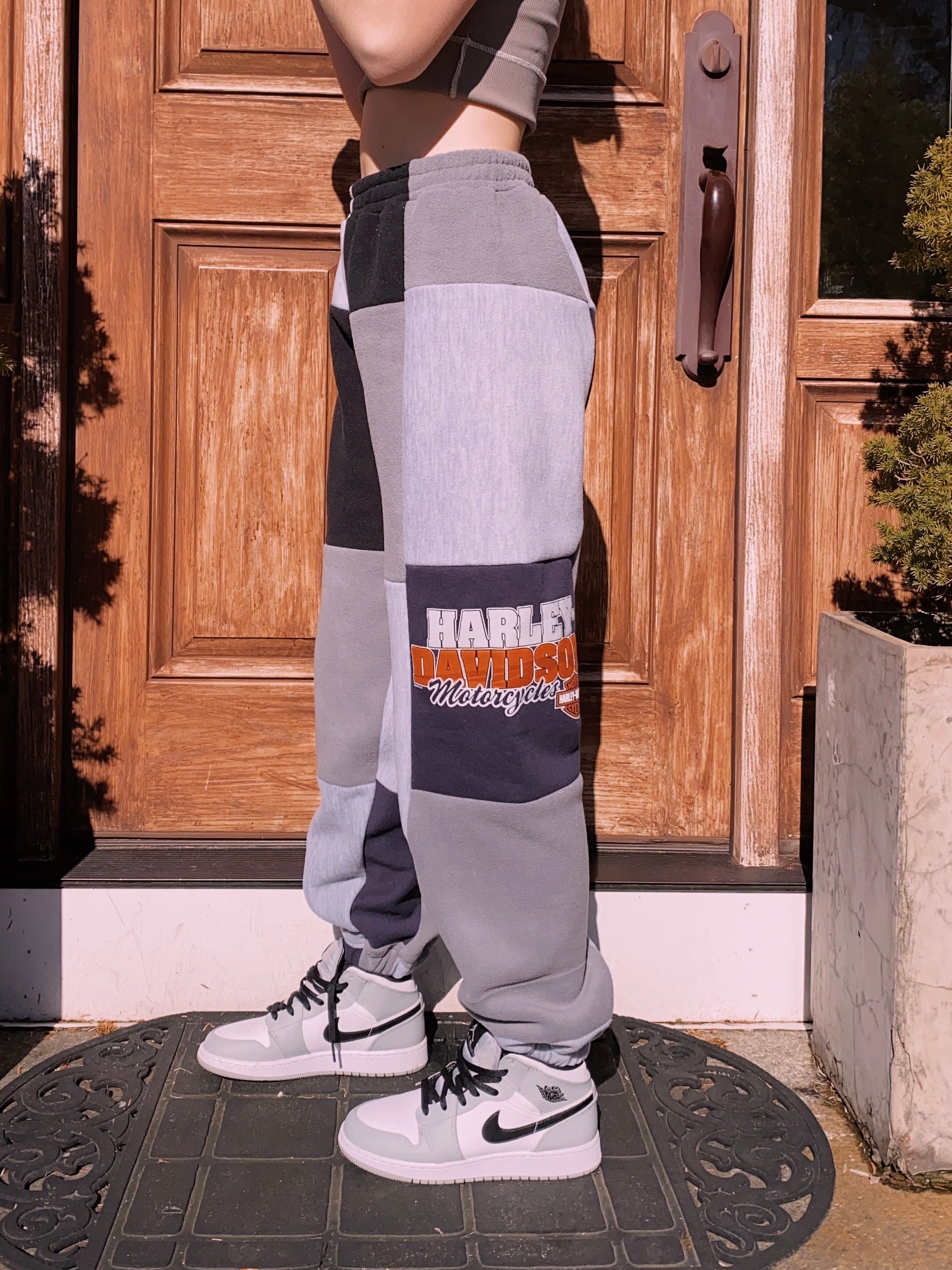 (M/L) Dark Diamond Reworked Joggers