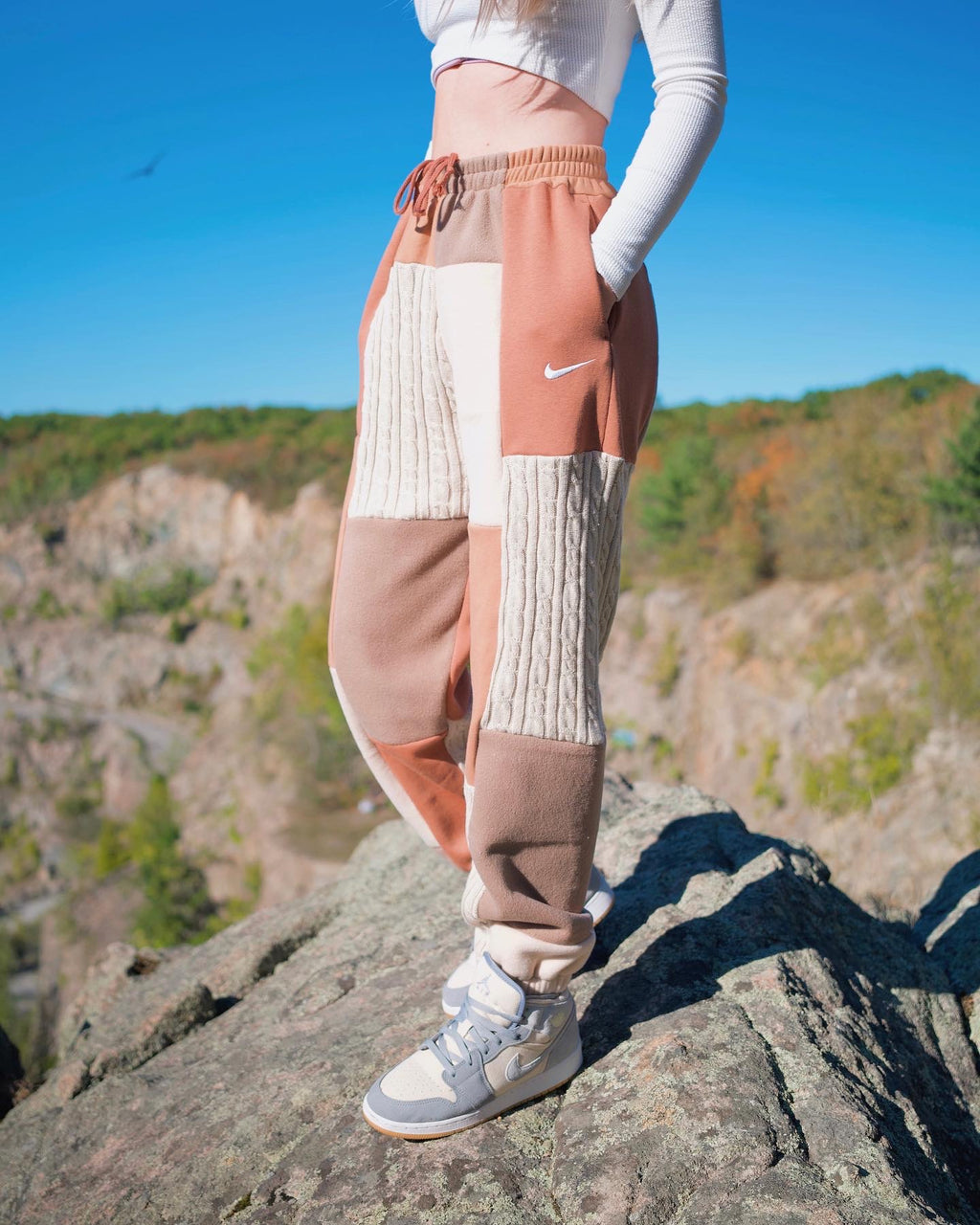 (S/M) Sweater Weather 1/1 Joggers +pockets