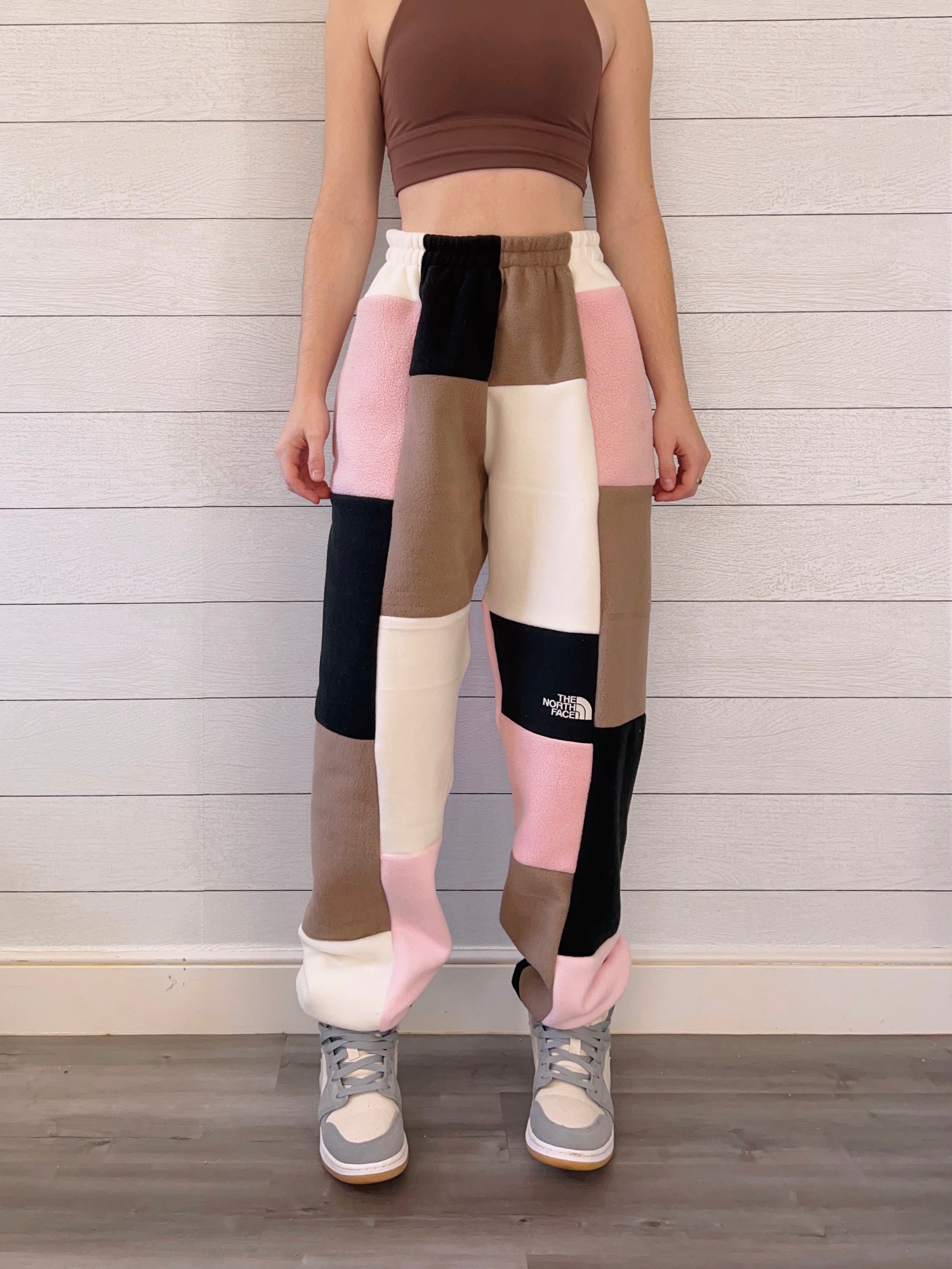 (M/L) Rustic Rose 1/1 Joggers +zipper pockets