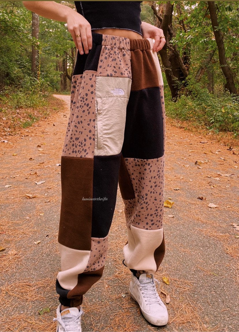 (S-L) Explorer Teddy Reworked Joggers