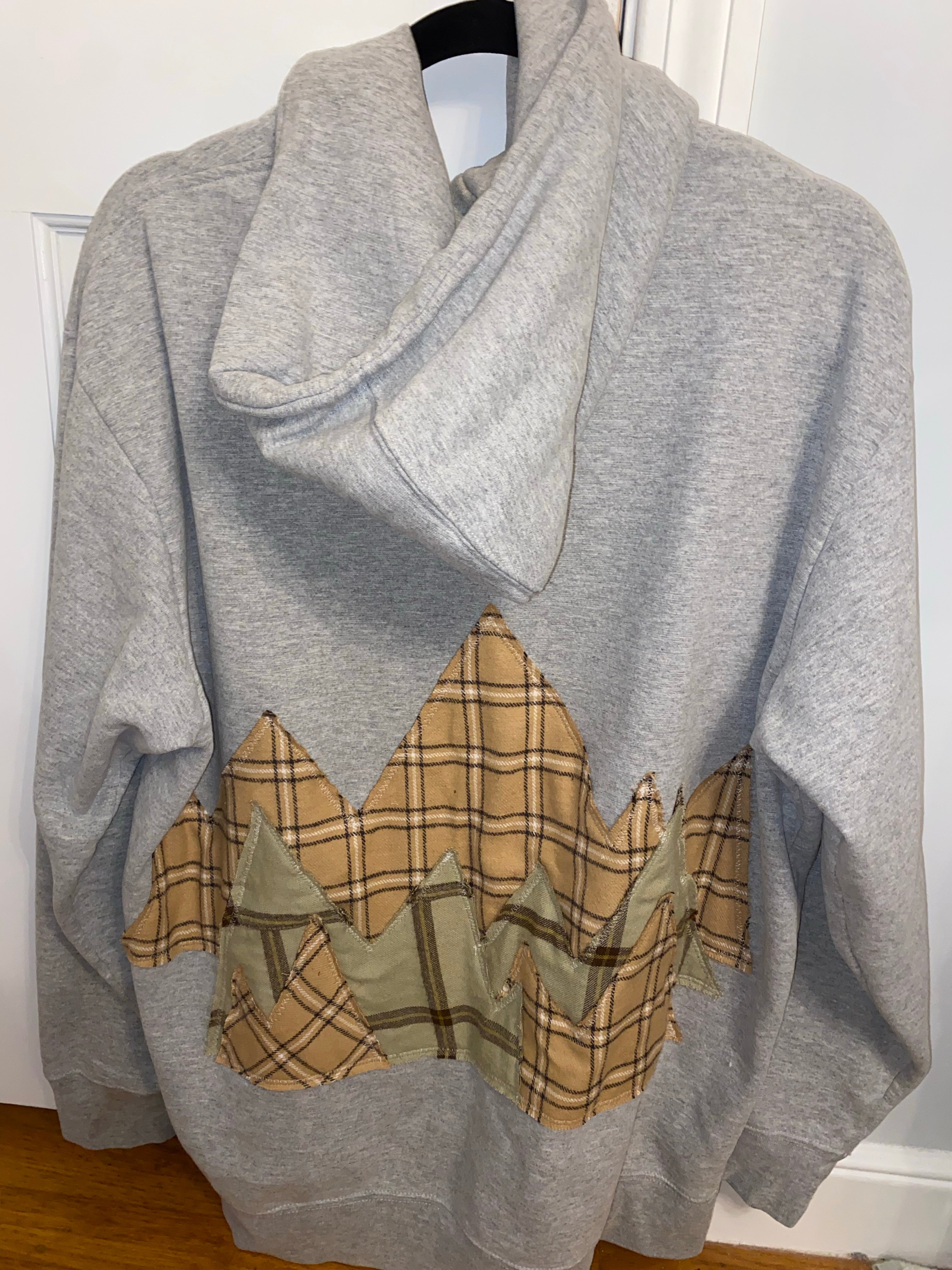 (XL/XXL) Reworked Explorer Hoodie