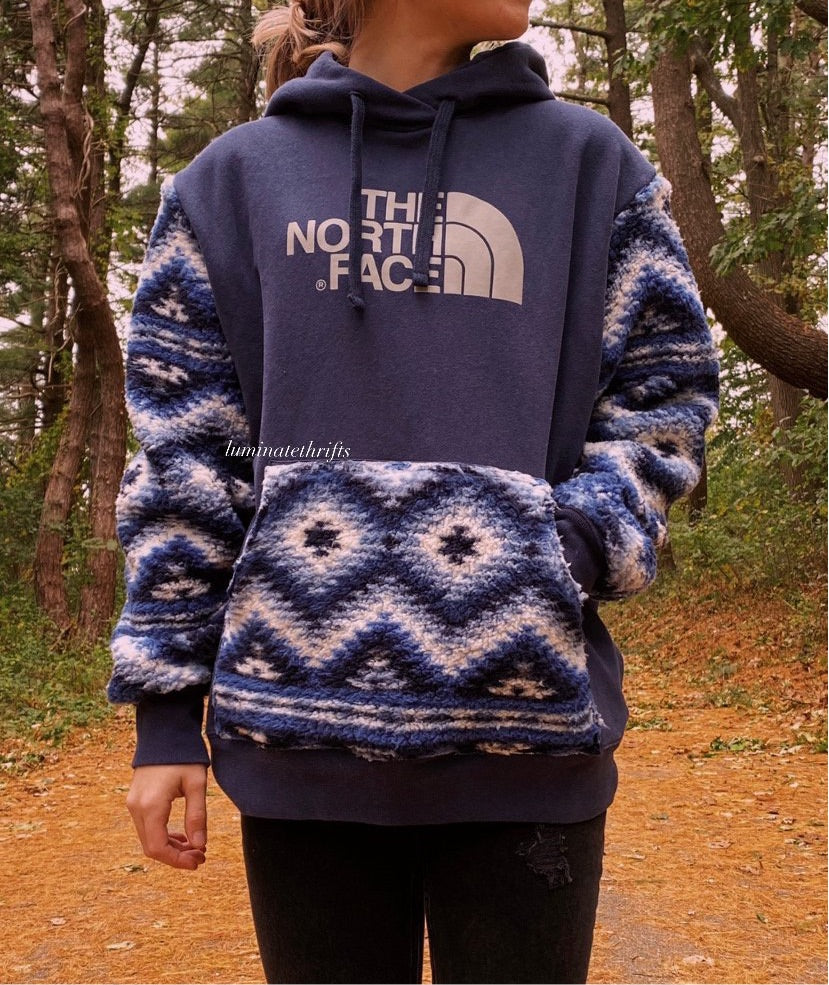 (L/XL) Aztec Sherpa Reworked Hoodie