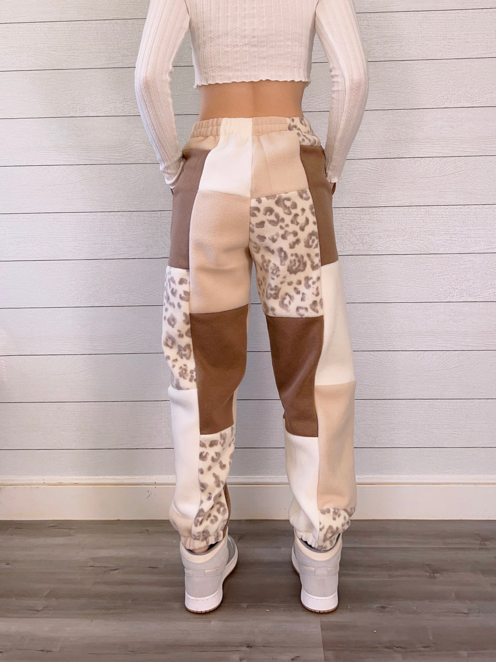 (S/M) Rustic Leopard 1/1 Joggers +pockets