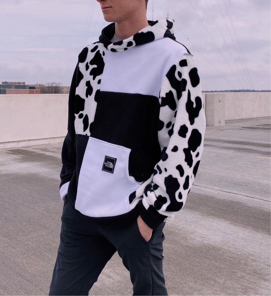 (M/L) Oversized Full Length Cow Hoodie