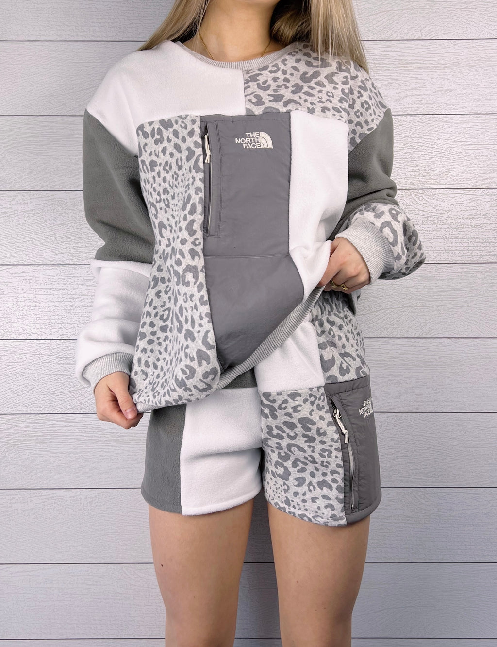 (L) Snow Leopard 1/1 Crewneck