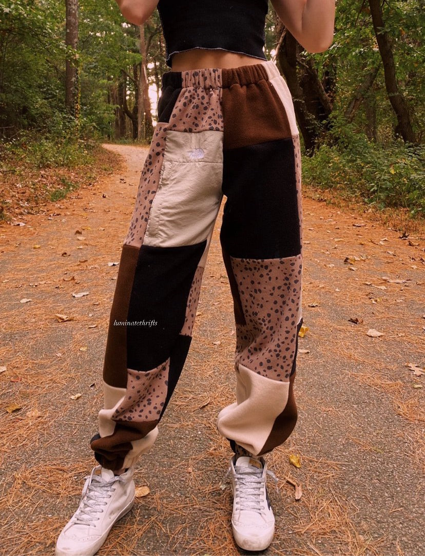(S-L) Explorer Teddy Reworked Joggers