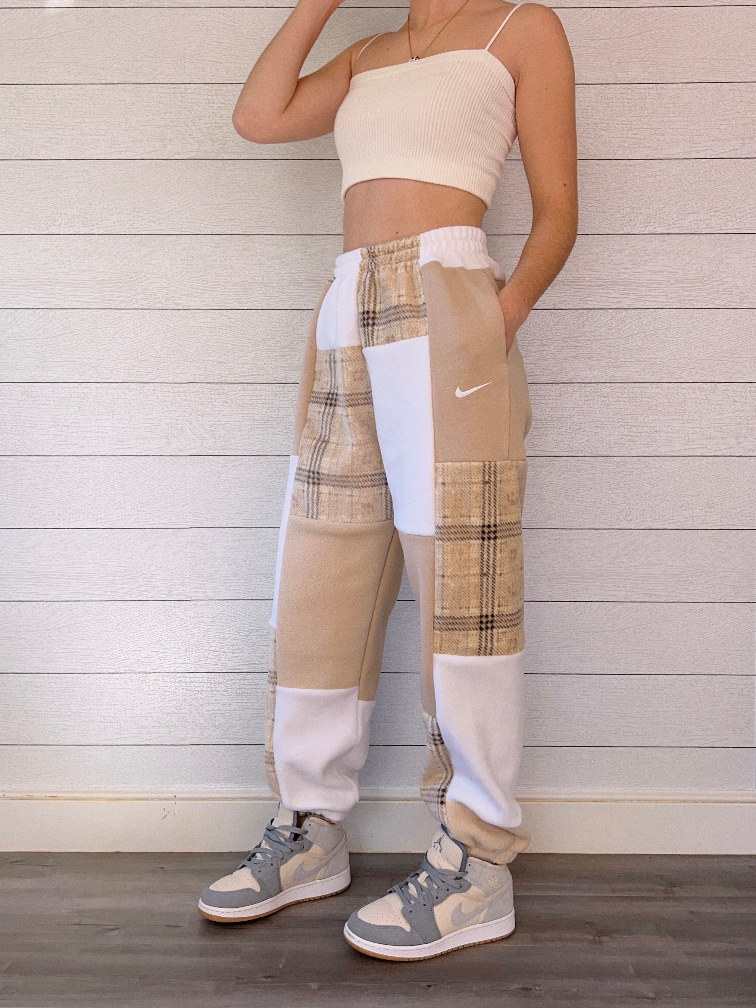 (S/M) Neutral Flannel 1/1 Joggers