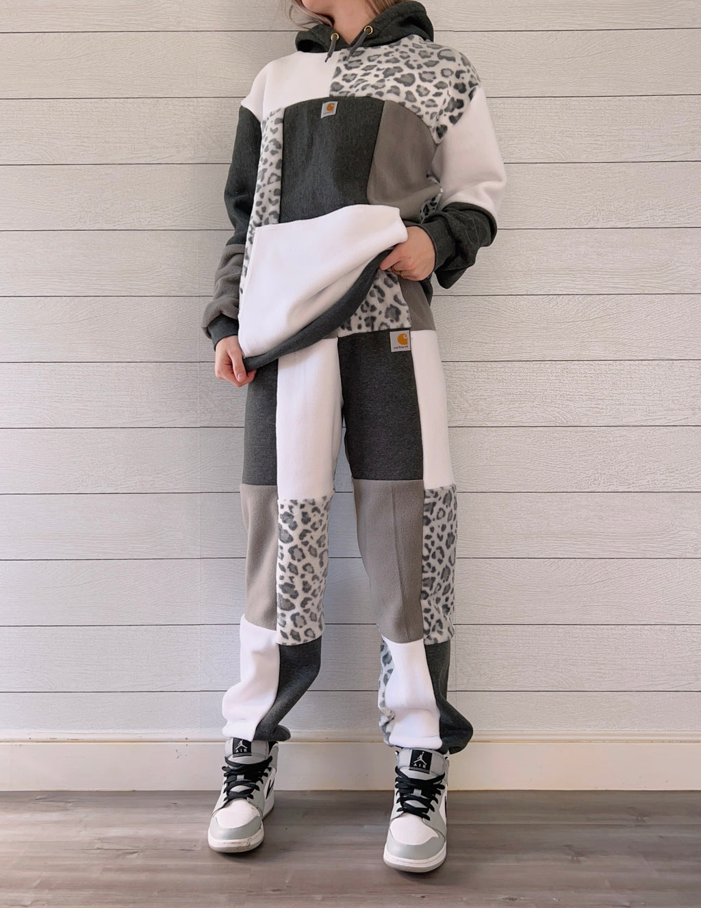 Snow Leopard 1/1 Joggers & Hoodie